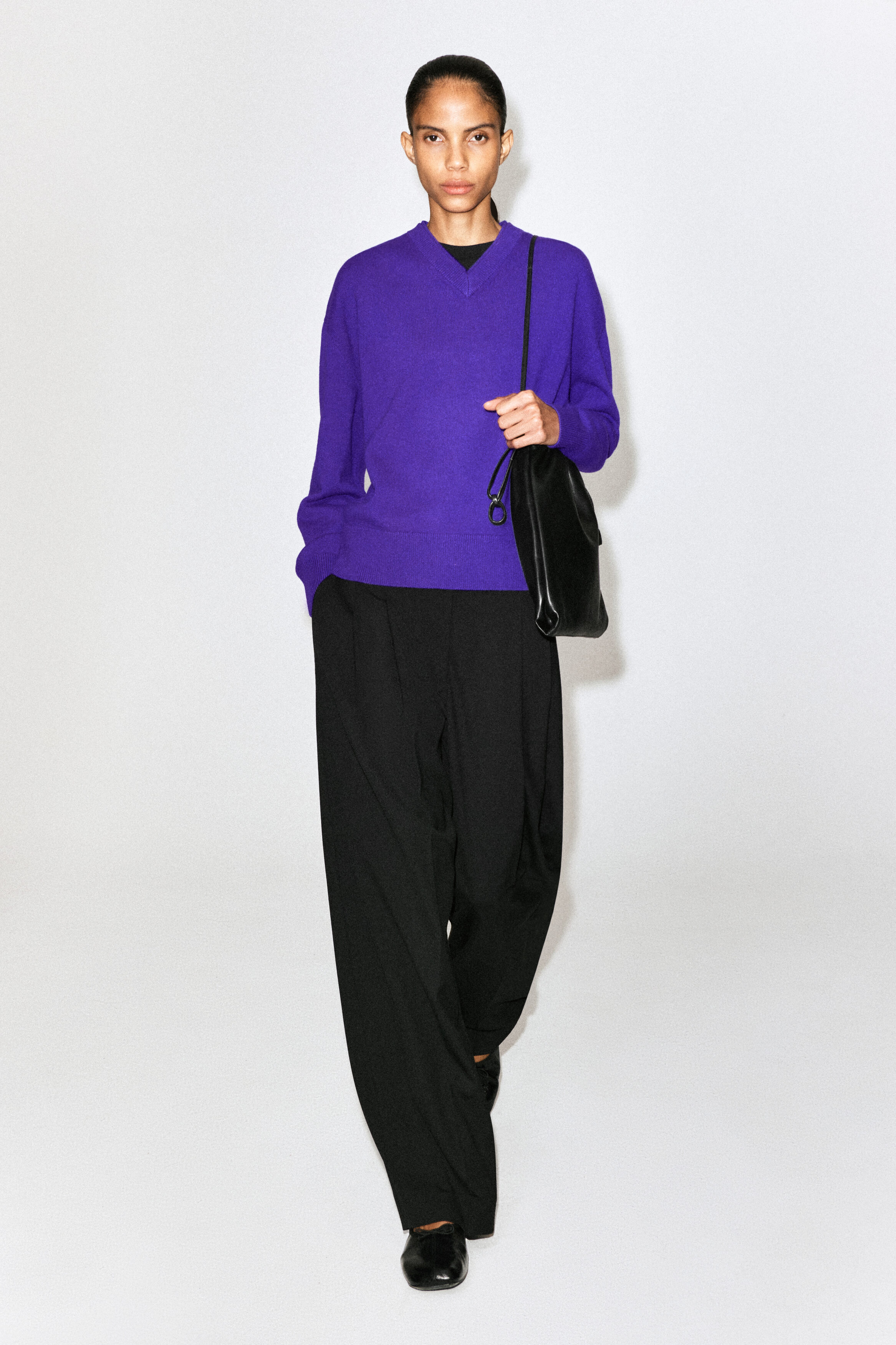 MERINO WOOL LAYERED V-NECK SWEATER - PURPLE