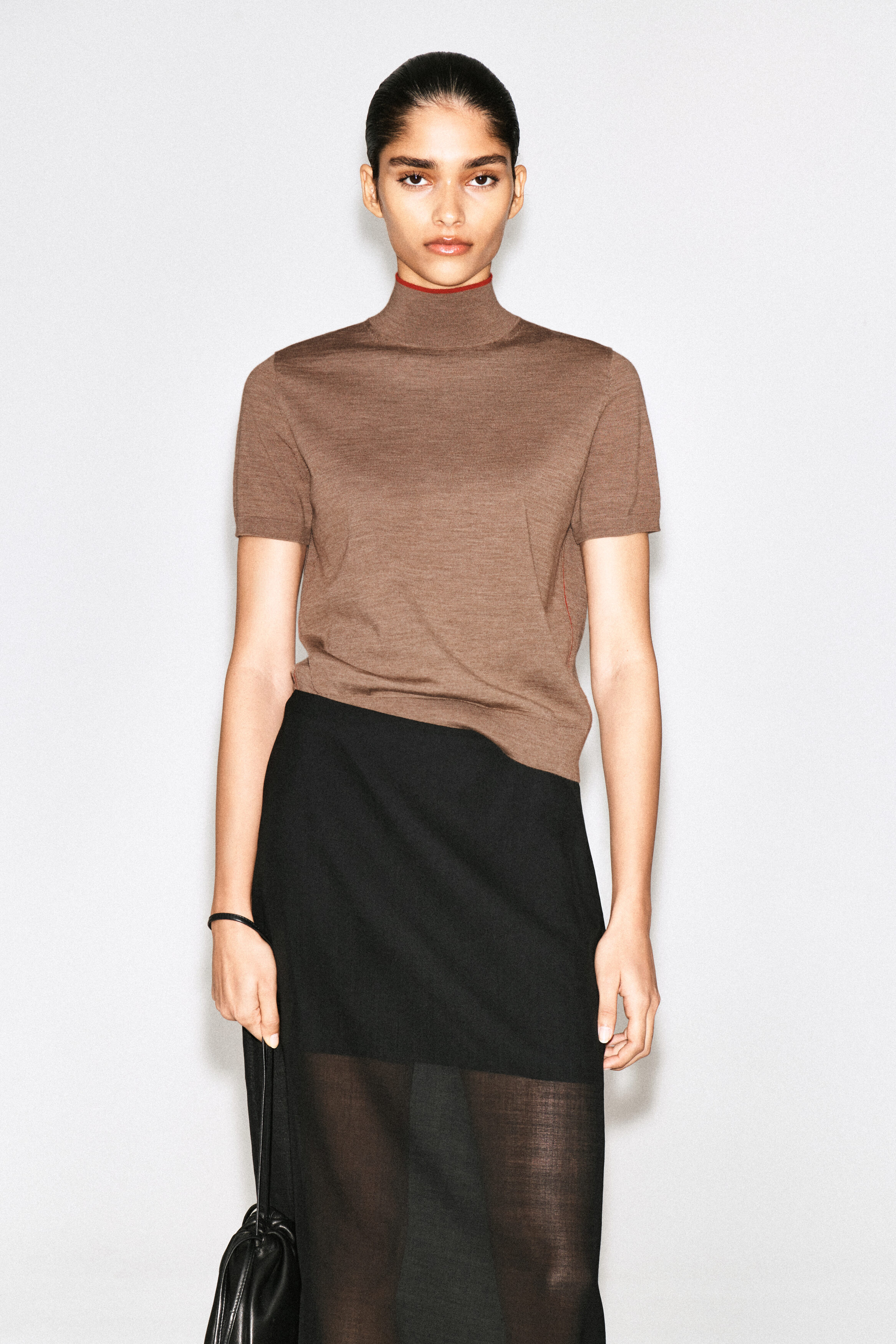 MERINO WOOL TURTLENECK TOP - BEIGE MÉLANGE / RED
