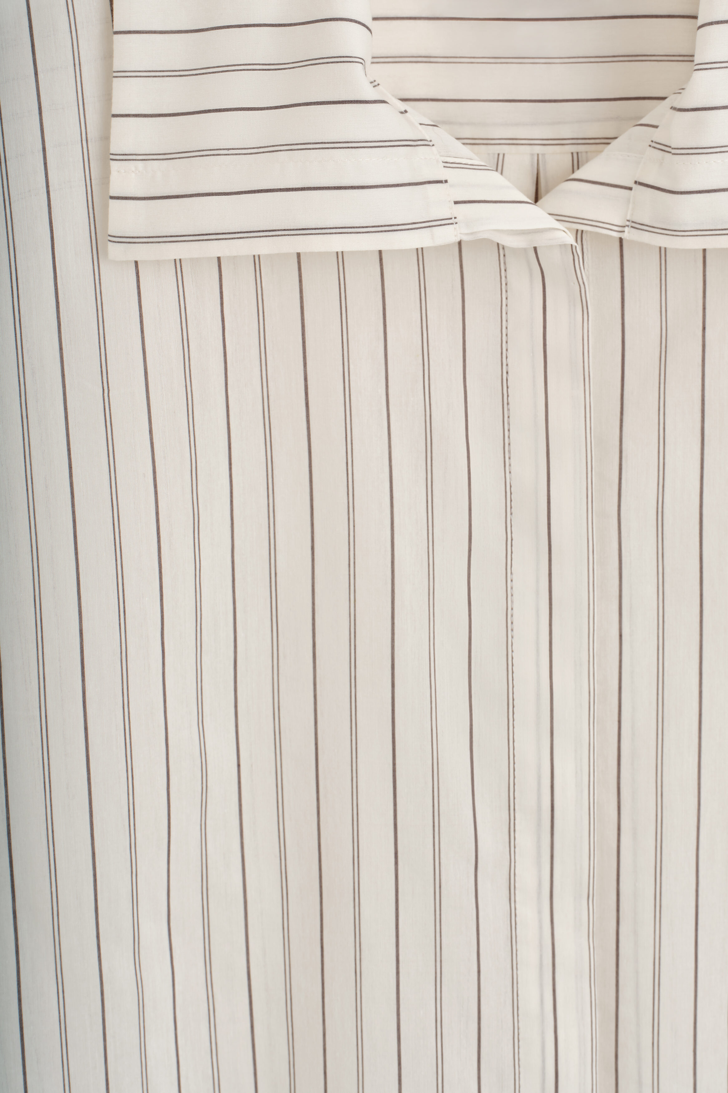 STRIPED COTTON-SILK HIGH-COLLAR SHIRT - IVORY / BROWN / STRIPED