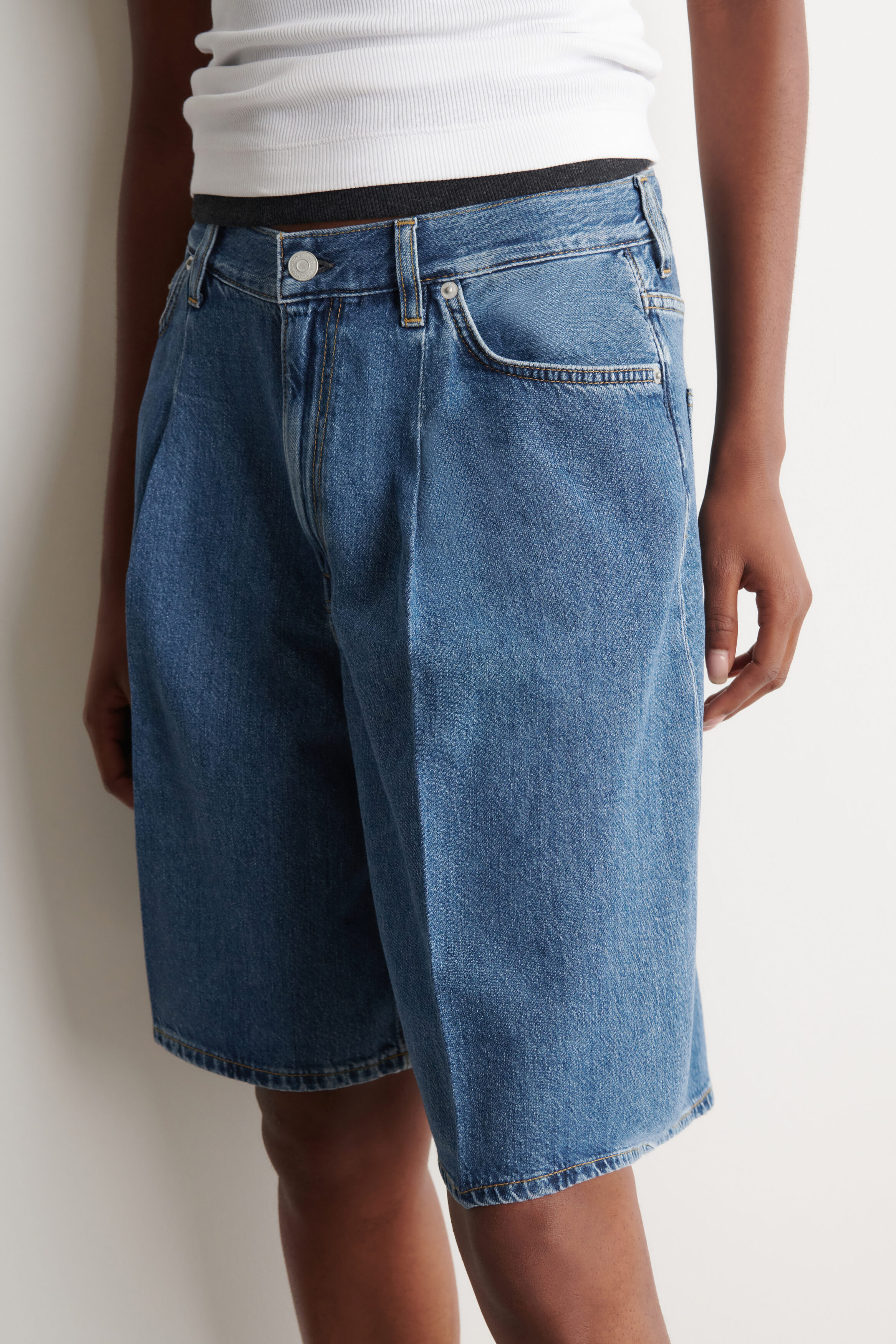 WIDE-LEG DENIM SHORTS - BLUE