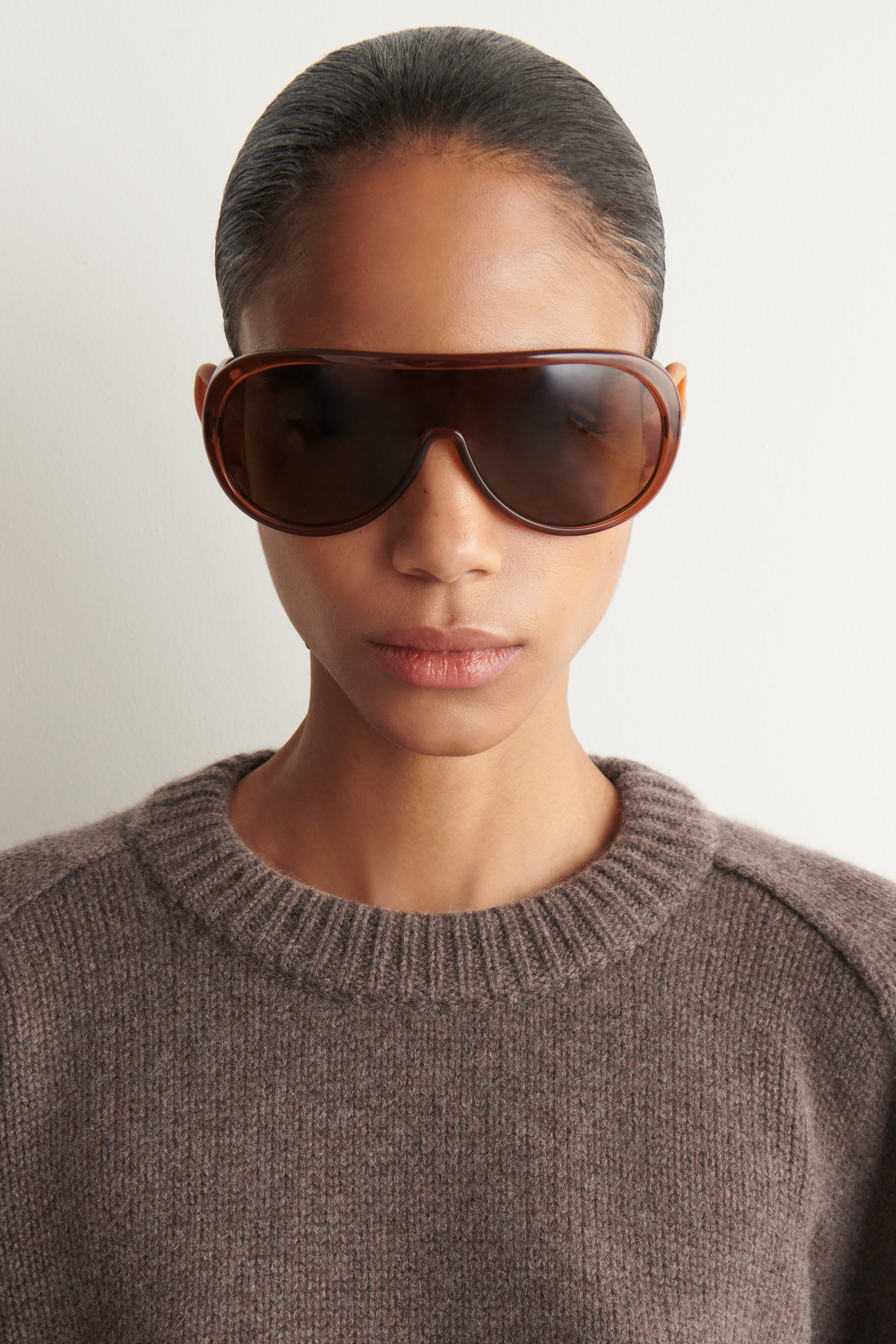 ROUNDED CASHMERE CREW-NECK JUMPER - BROWN MÉLANGE