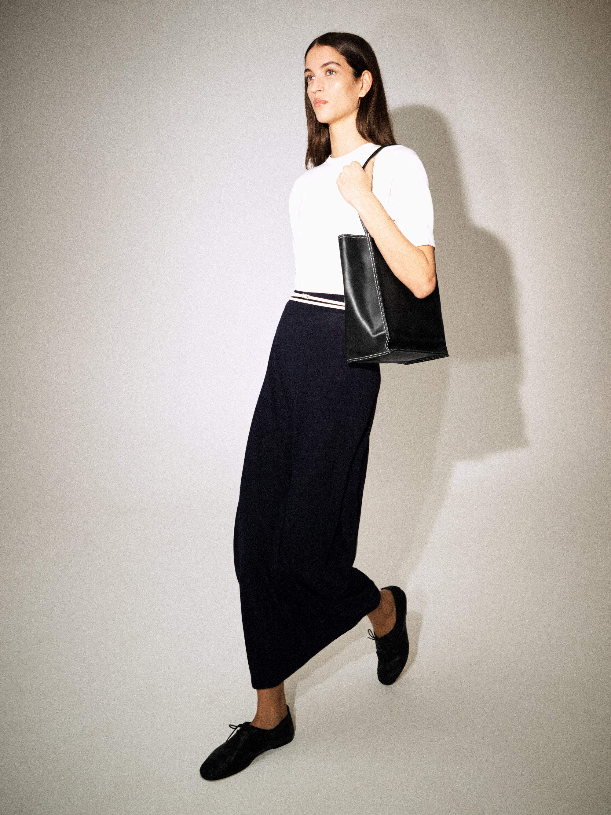 KNITTED COTTON T-SHIRT - OFF-WHITE