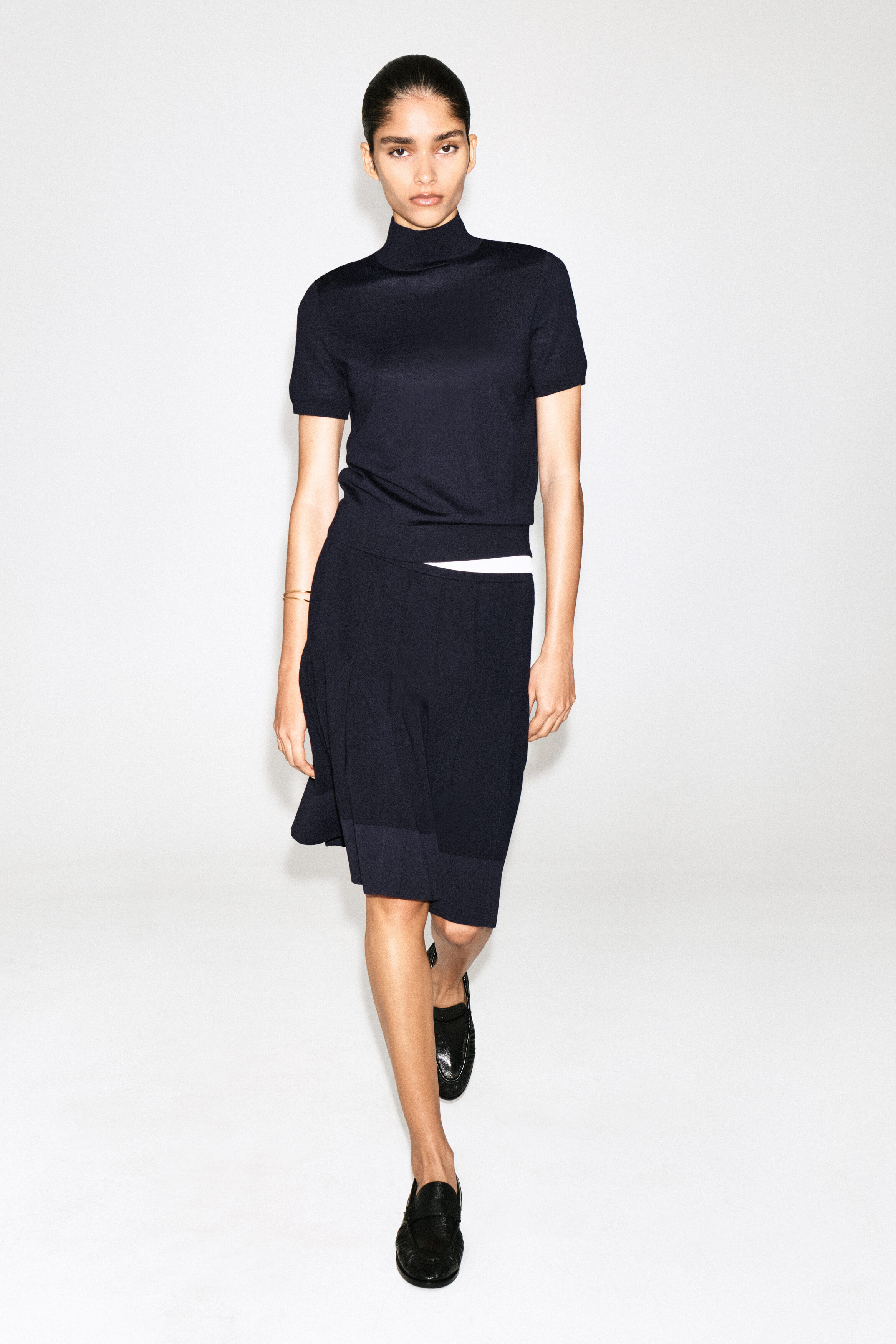 MERINO WOOL TURTLENECK TOP - NAVY