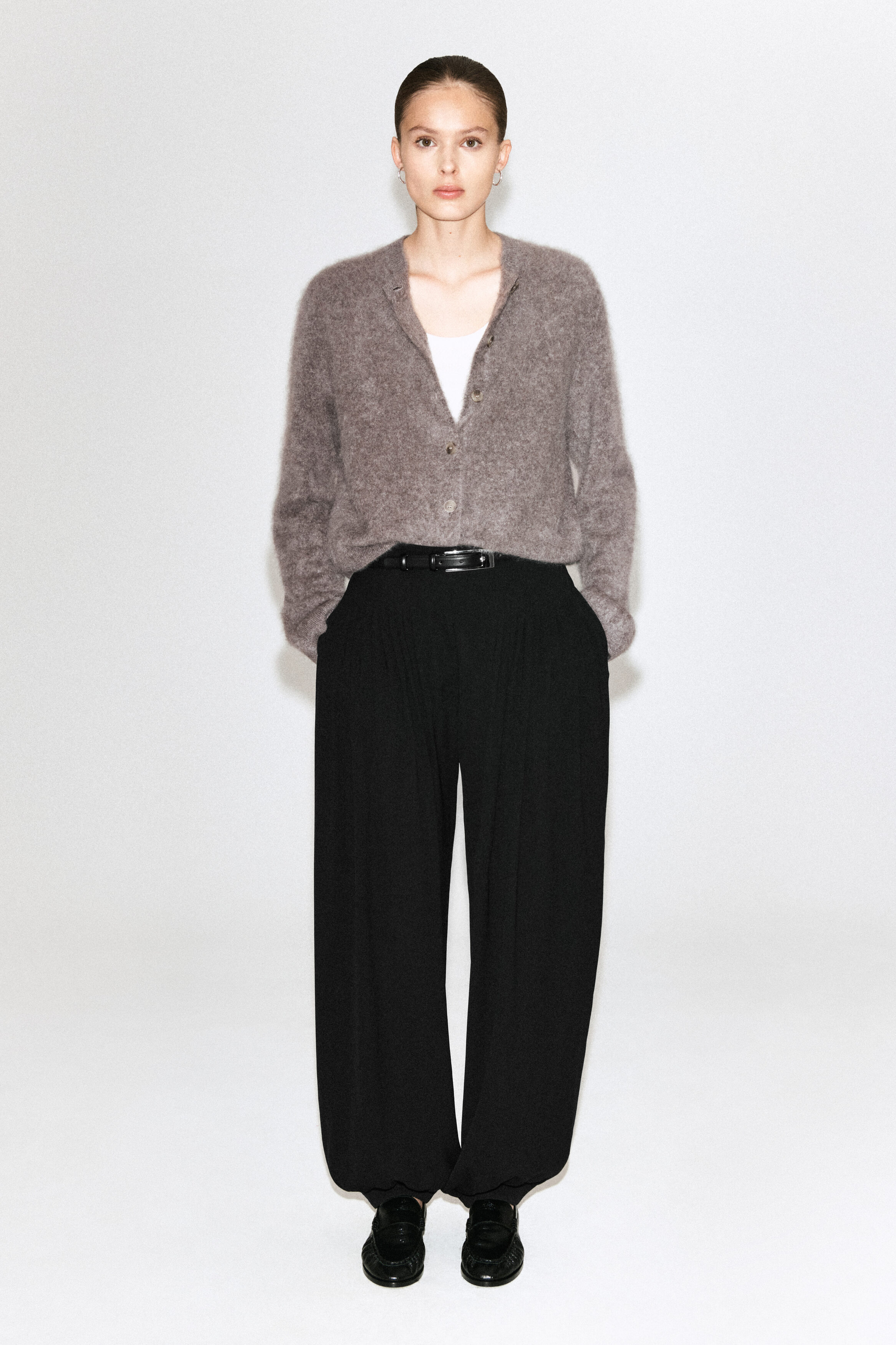 BRUSHED-CASHMERE CREW-NECK CARDIGAN - DARK BEIGE