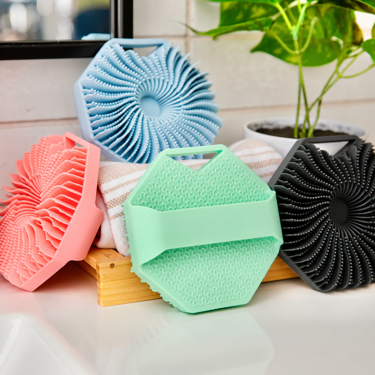 Silicone Body Scrubber for Sensitive Skin, Gentle Exfoliating Shower Brush for Dead Skin Removal and Daily Deep Cleansing, Body Care Tool for Men and Women