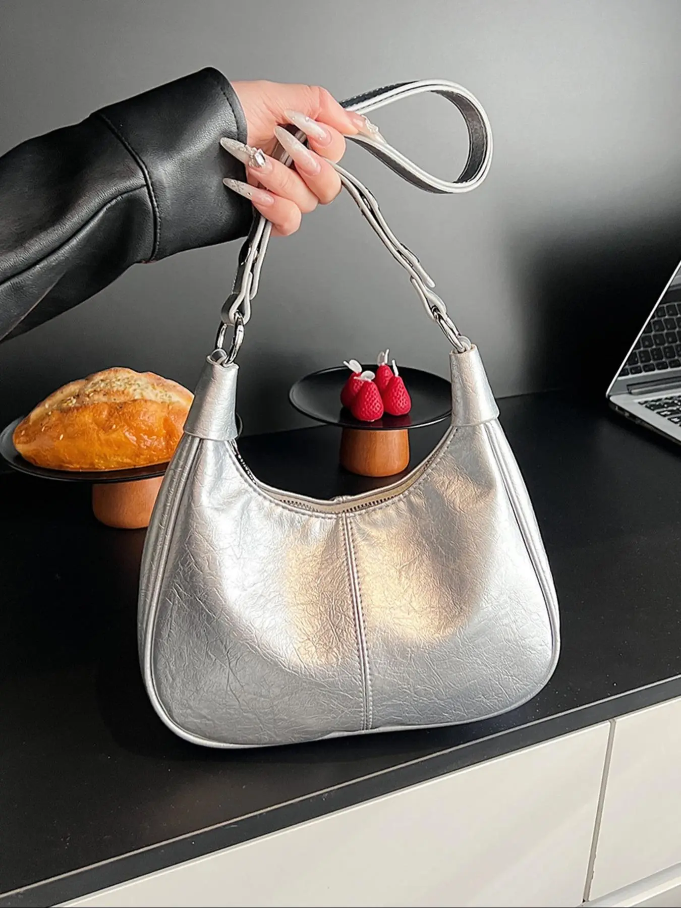 New Women's Simple Solid Color Zipper Shoulder Bag, Christmas Gift , Fashionable Versatile Underarm Bag, All-match Hobo Dumpling Bag for Daily Used