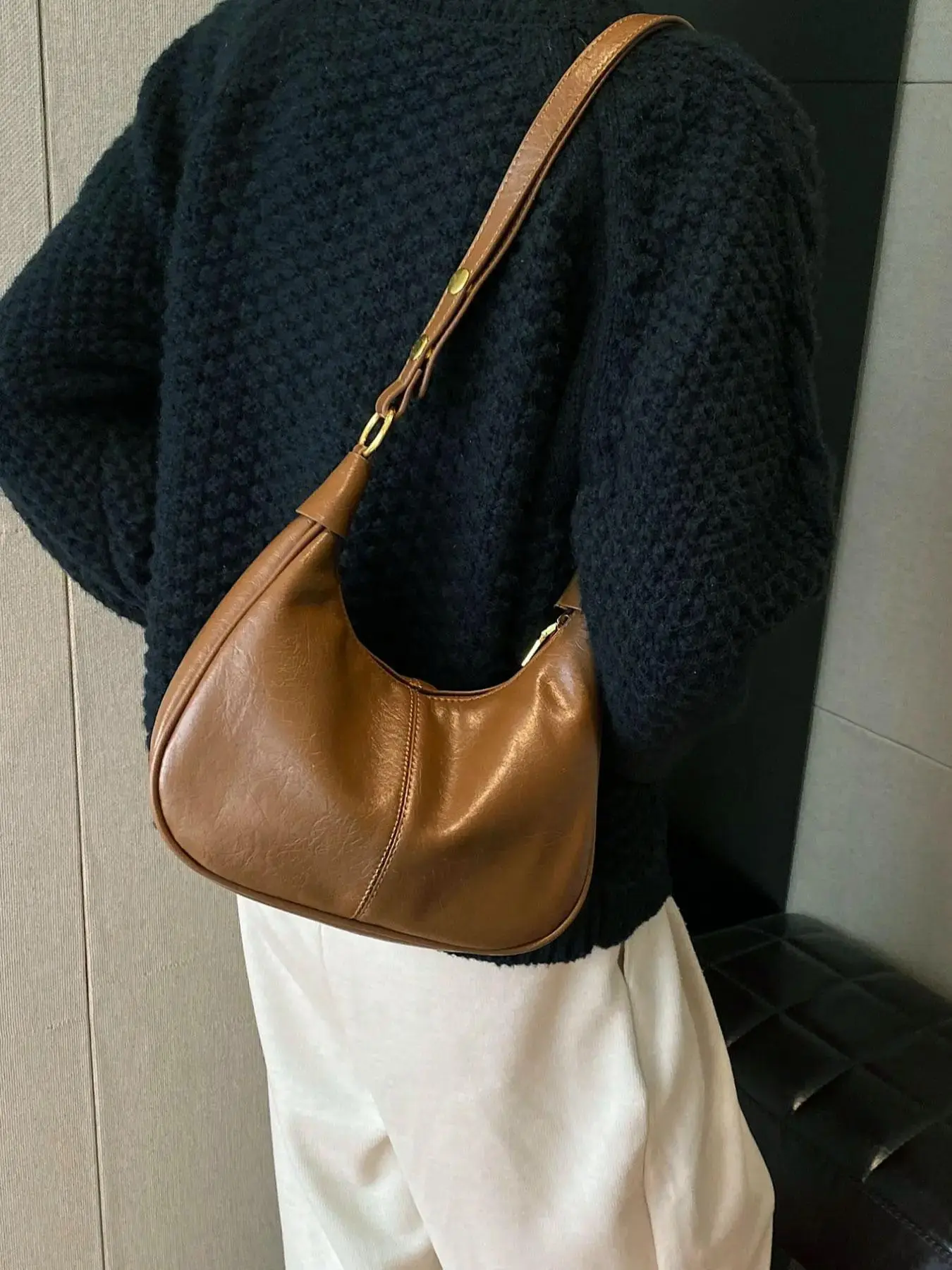 New Women's Simple Solid Color Zipper Shoulder Bag, Christmas Gift , Fashionable Versatile Underarm Bag, All-match Hobo Dumpling Bag for Daily Used