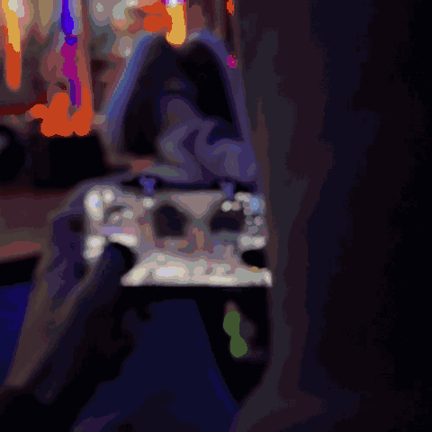 Mobile gaming grip clip and play demonstration