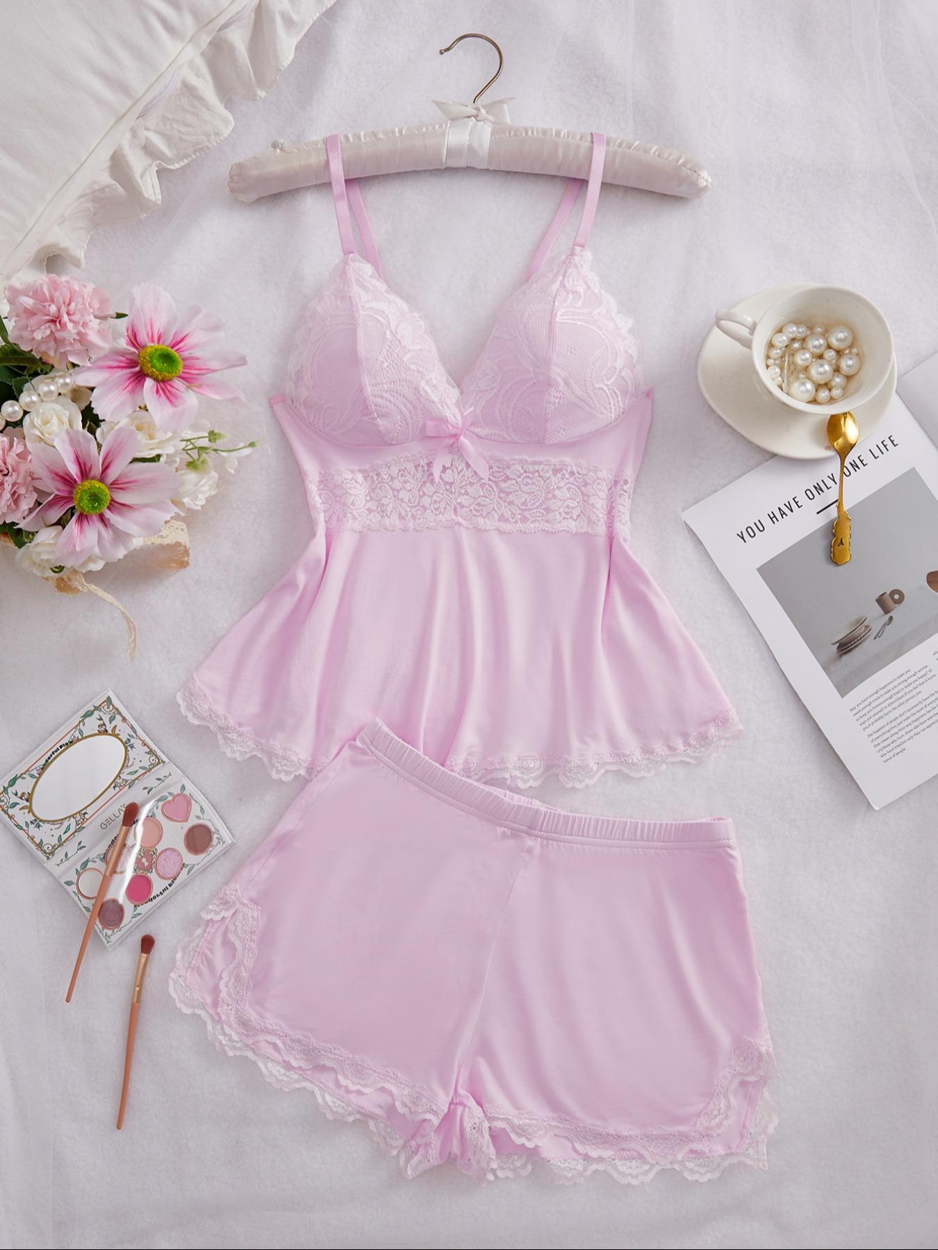 Women's Plain Lace Patchwork Bow Decor Aesthetic Cami Top & Shorts PJ Set, Adjustable Spaghetti Strap Camisole & Elastic Waist Shorts, Ladies Sleepwear for All Seasons