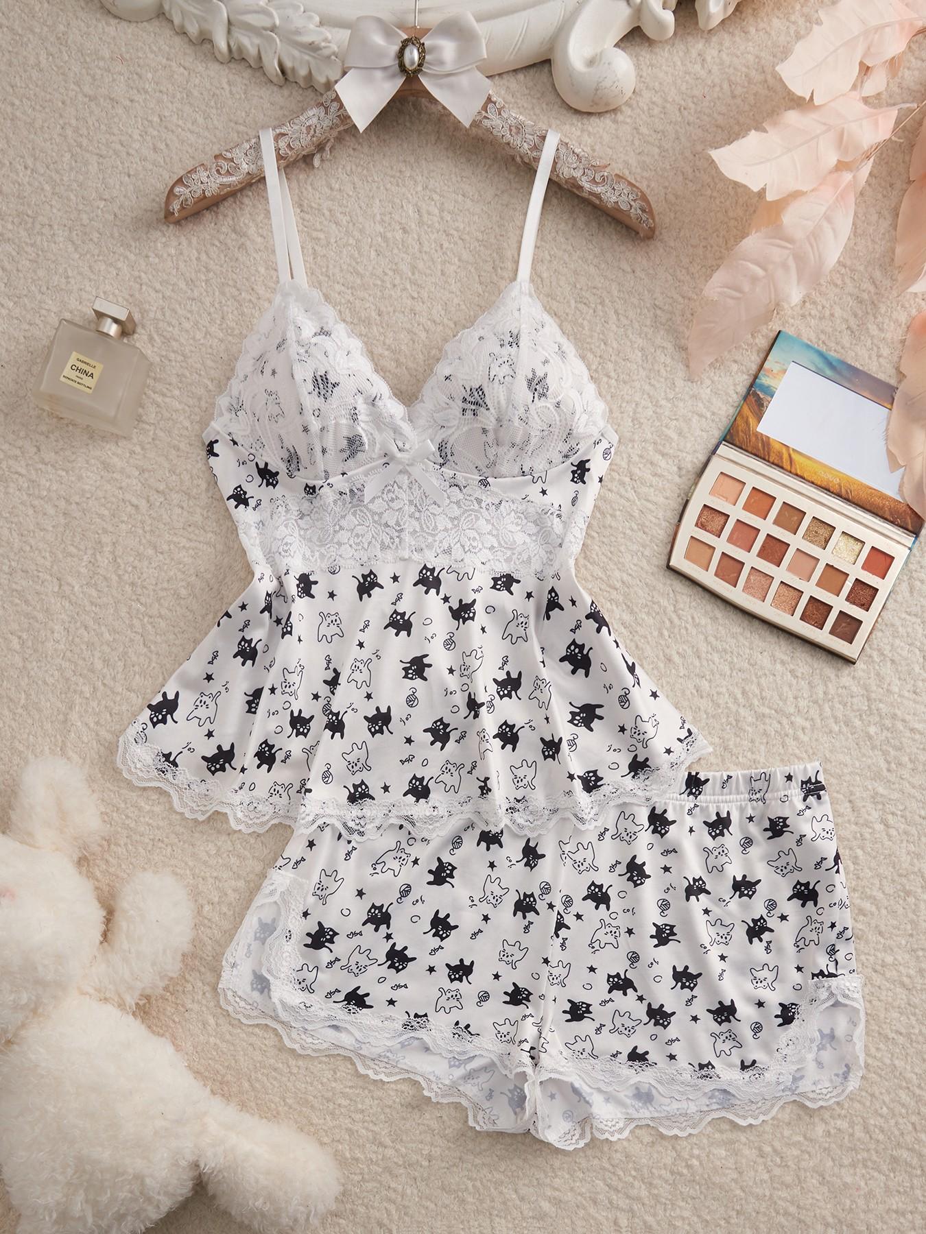 Women's Plain Lace Patchwork Bow Decor Aesthetic Cami Top & Shorts PJ Set, Adjustable Spaghetti Strap Camisole & Elastic Waist Shorts, Ladies Sleepwear for All Seasons
