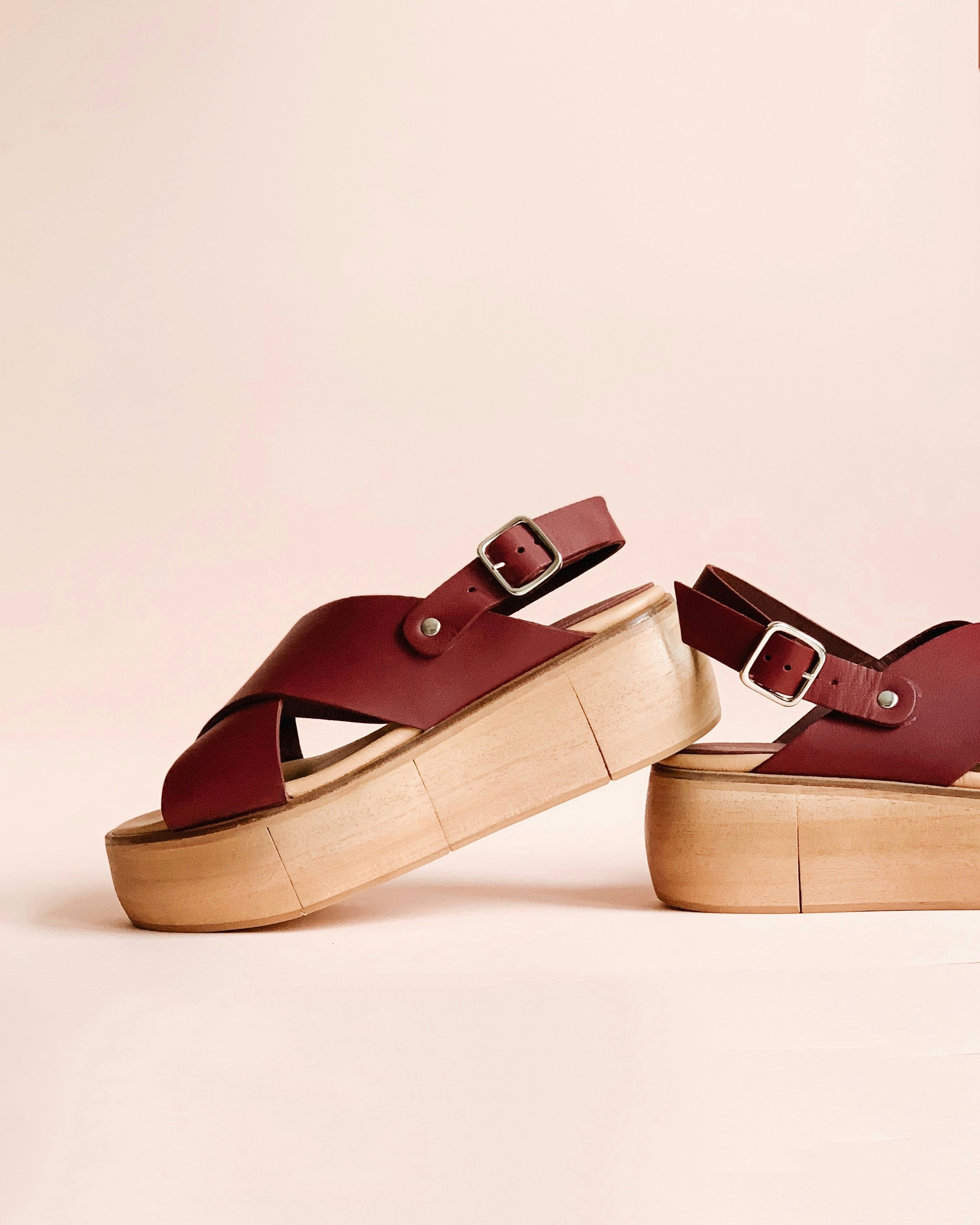 BelleChic Metallic Strappy Sandals