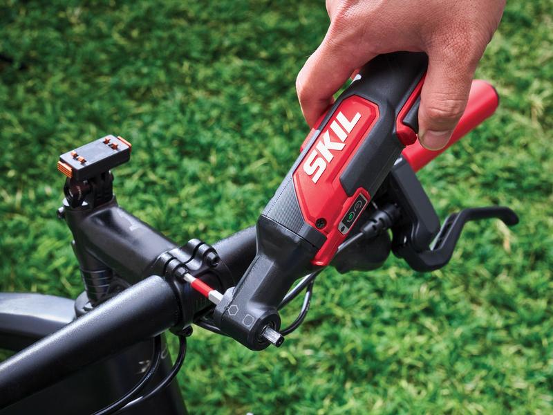 Kit de destornillador eléctrico SKIL PWRCORE GO + llave de carraca de doble accionamiento