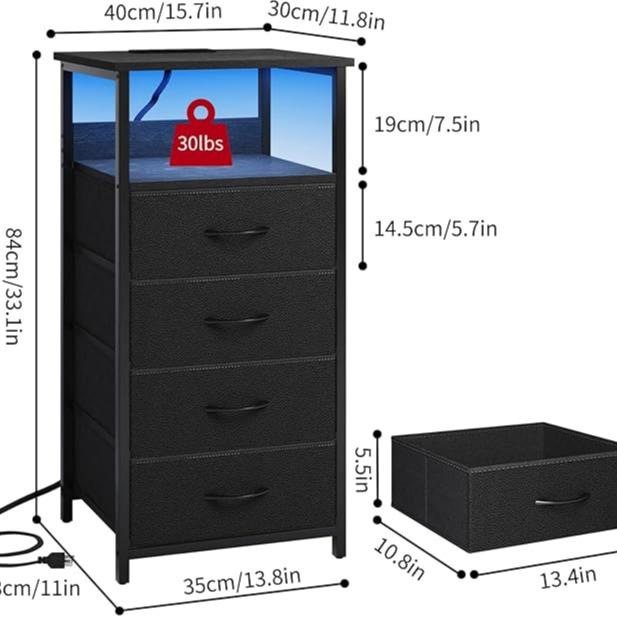 【Summergarden】Mesita de noche con estación de carga, mesita de noche LED con puertos y tomas USB, 2 cajones de almacenamiento de tela con acabado de PU, mesita de noche pequeña, negra