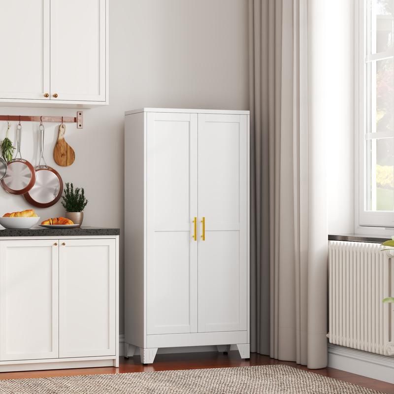 Armario despensa metálico con 2 puertas y estantes ajustables, GEITIN, armario de almacenamiento de cocina de 61" con tiradores dorados, versátil para cocina, baño, comedor y lavadero.