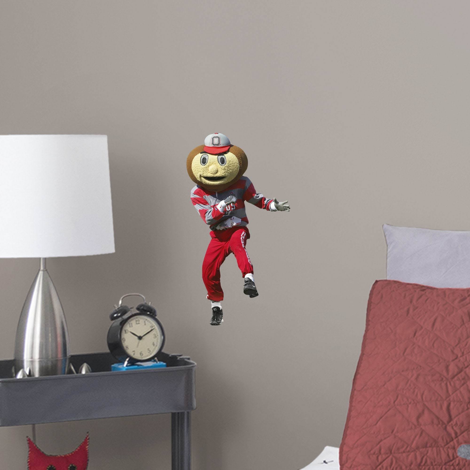 Fathead NCAA Ohio State Buckeyes Ohio State Buckeyes: Brutus Buckeye Mascot