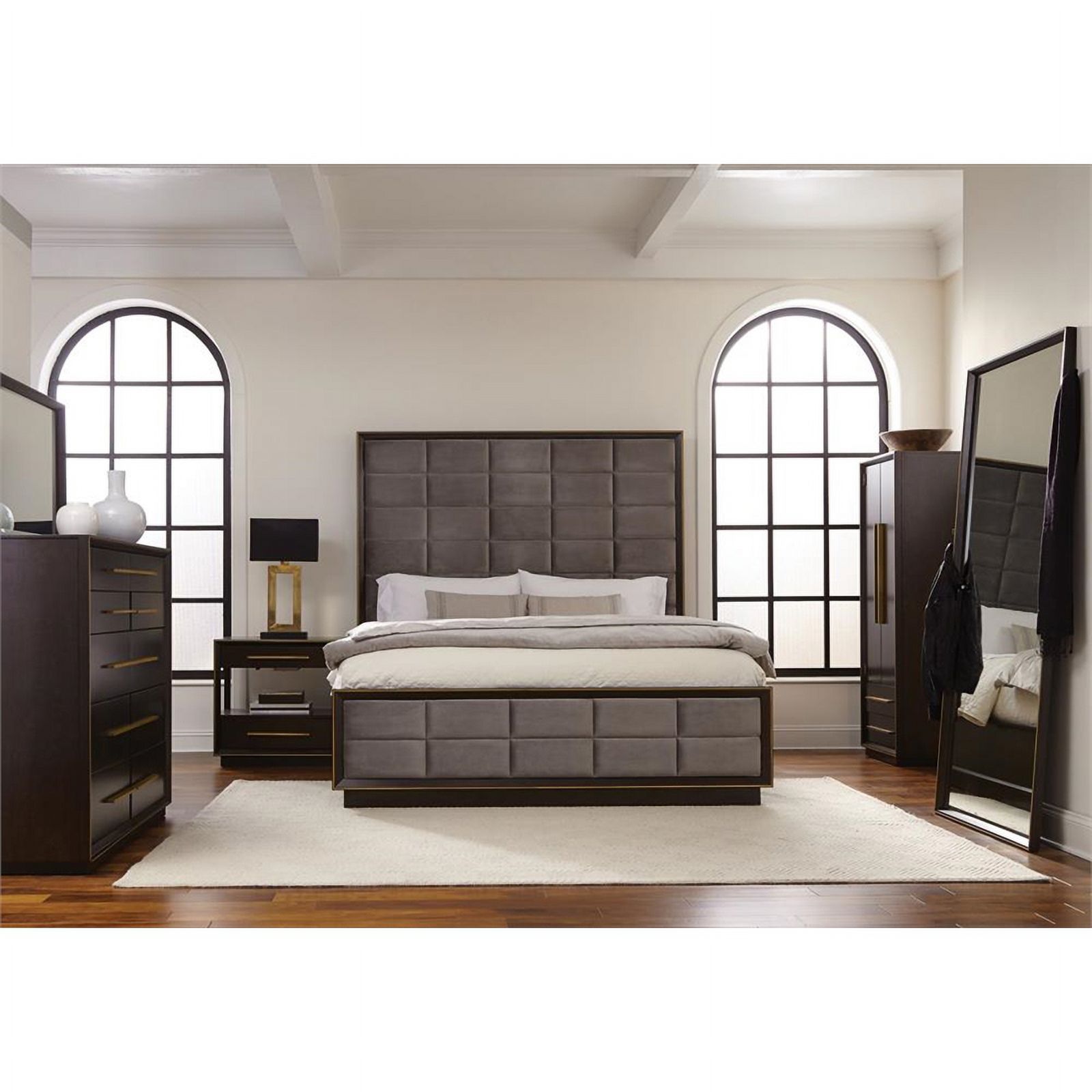 Pemberly Row 4-piece Wood California King Panel Bedroom Set in Brown and Gray
