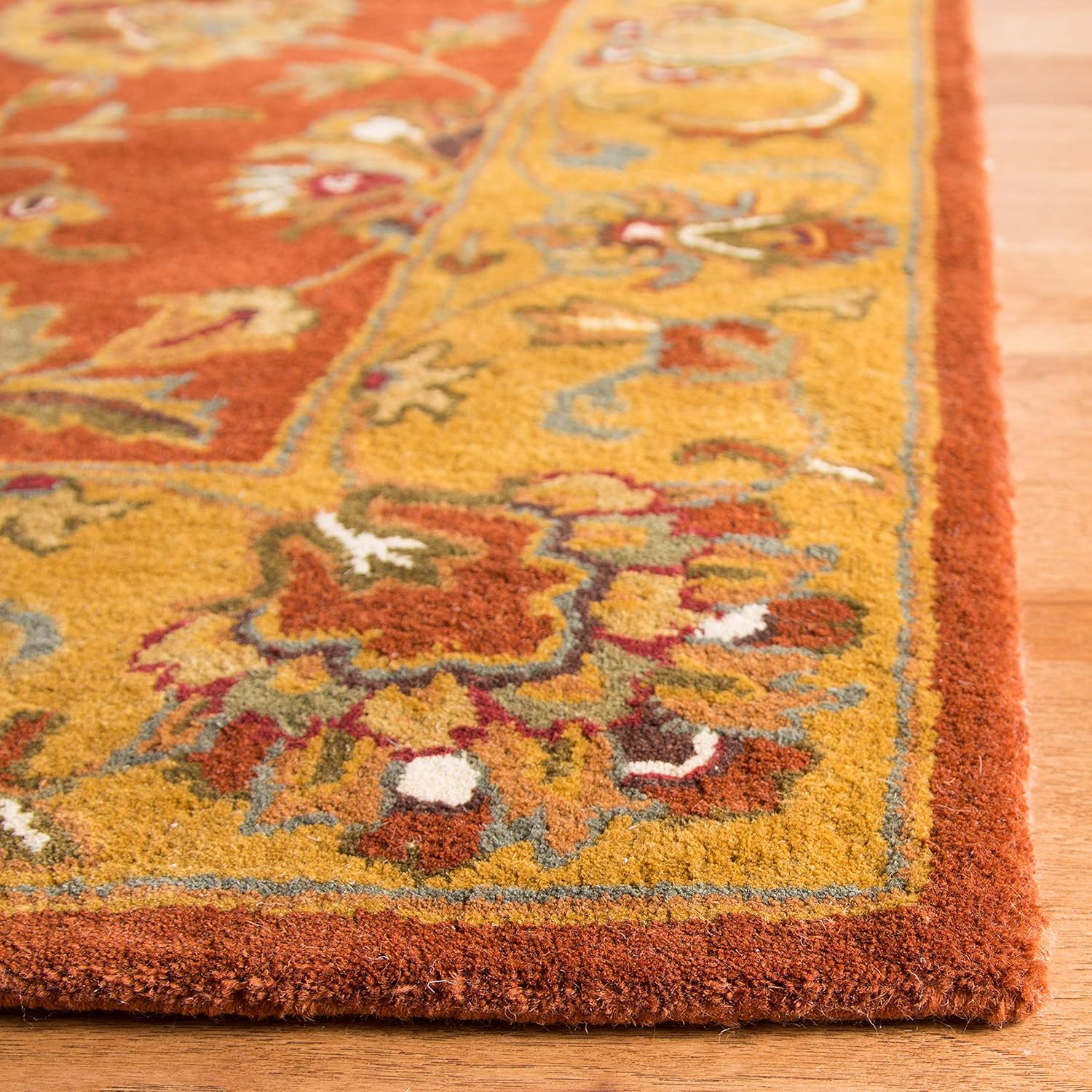 SAFAVIEH Heritage Collection 6' Square Red / Natural HG820A Handmade Traditional Oriental Premium Wool Area Rug
