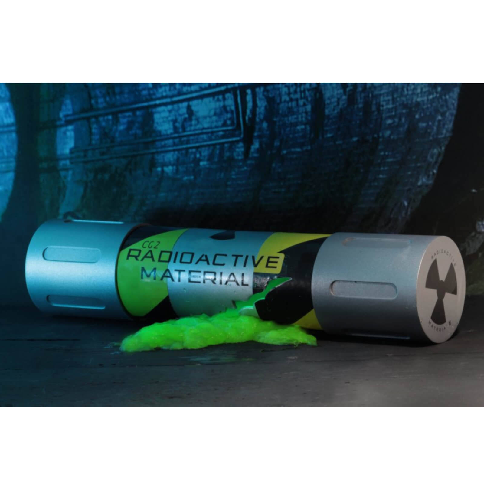 Teenage Mutant Ninja Turtles (1990 MOVIE) Mutagen Canister Prop Replica