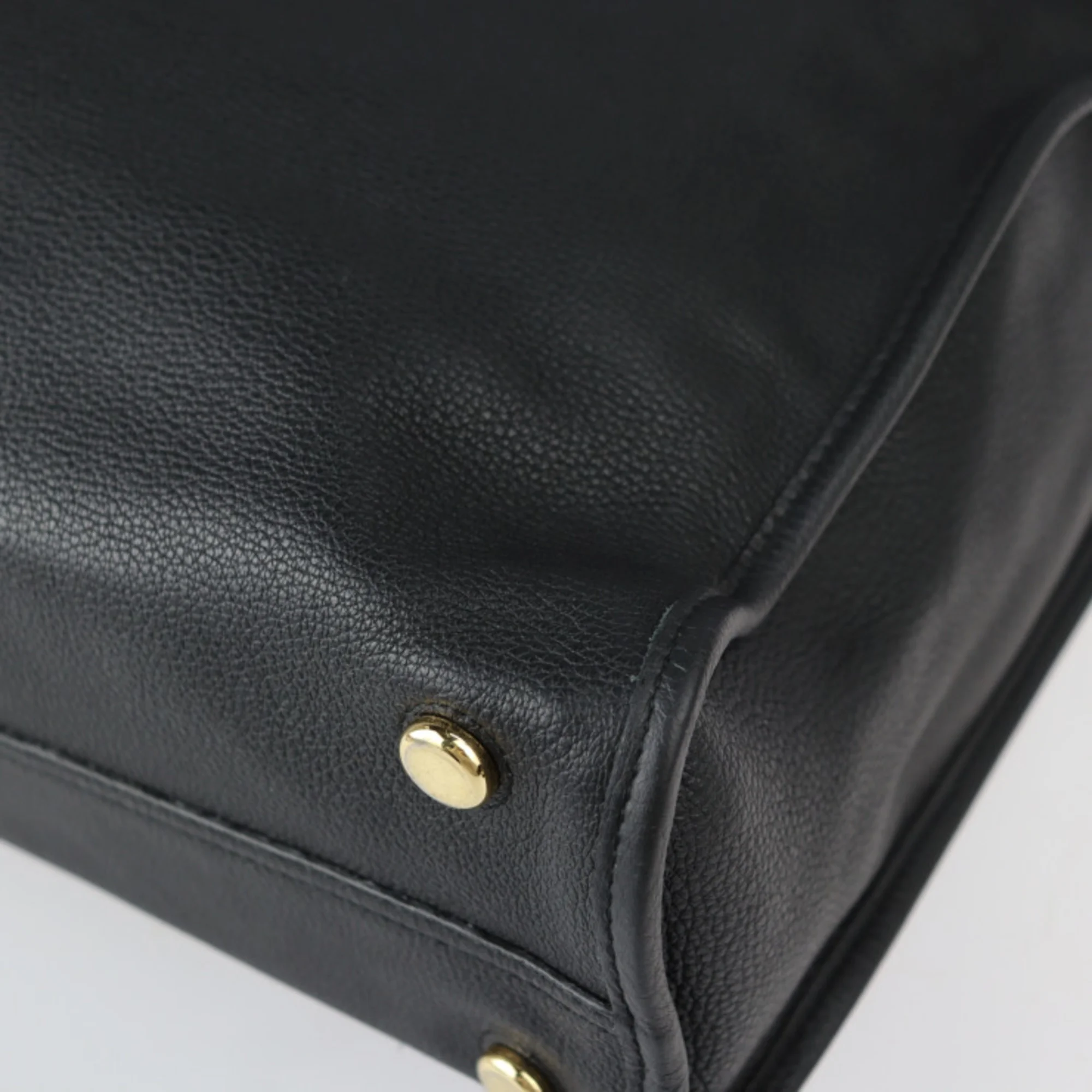 Pre-Owned GUCCI Gucci Logo Medium Tote Bag Shoulder 674850 Embossed Leather Black Gold Hardware 2WAY Handbag 2022 Current Product (Good)