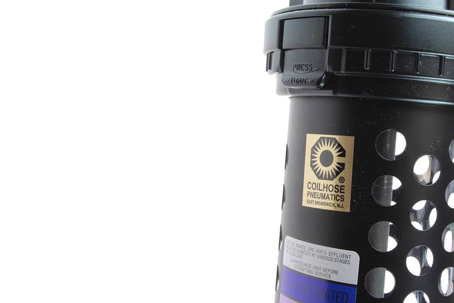 Coilhose Pneumatics 8424 Desiccant Air Dryer, 1/2x22 Port Size