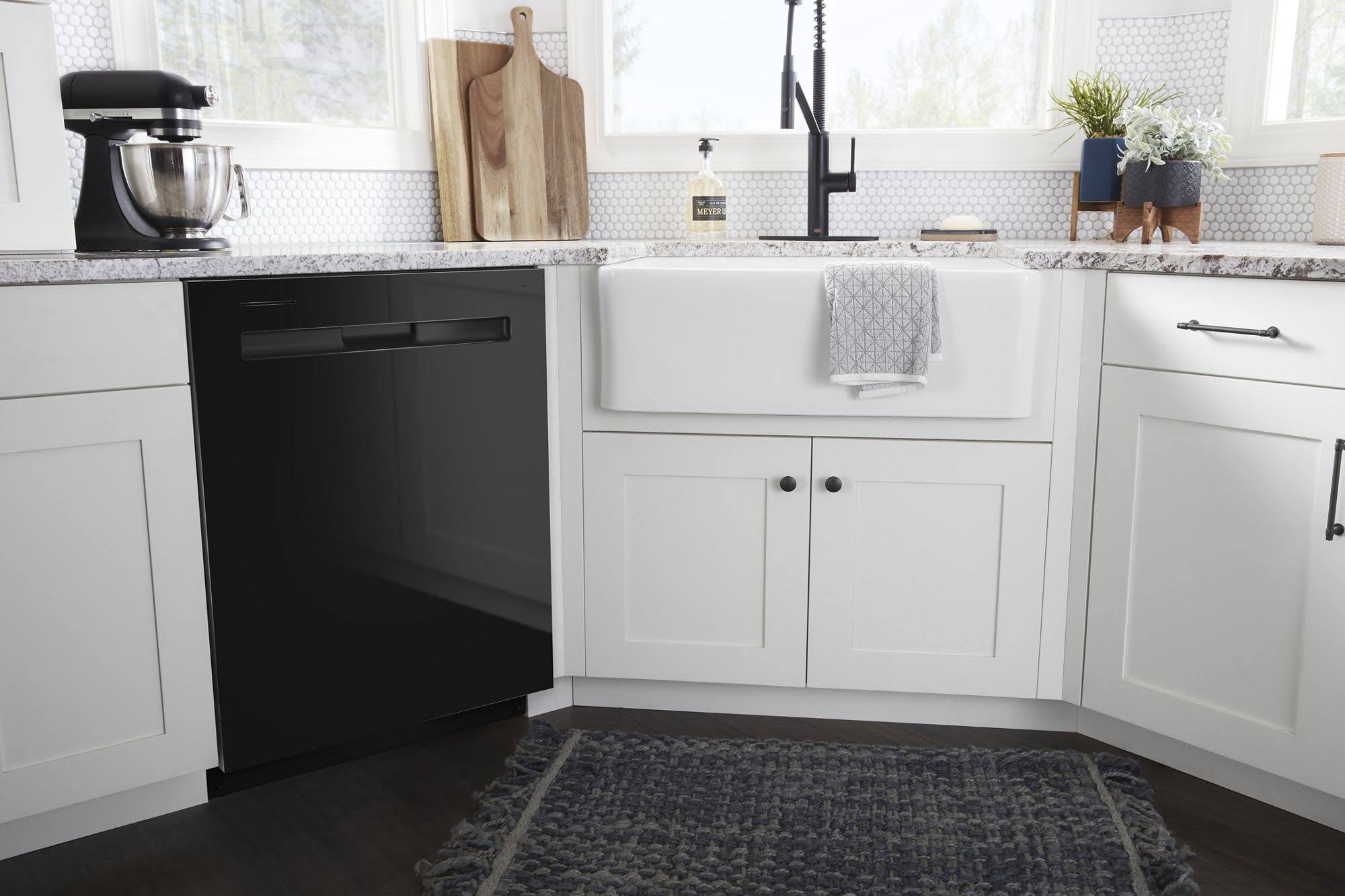 Maytag Top Control Dishwasher with Third Level Rack and Dual Power Filtration MDB8959SKB - Black