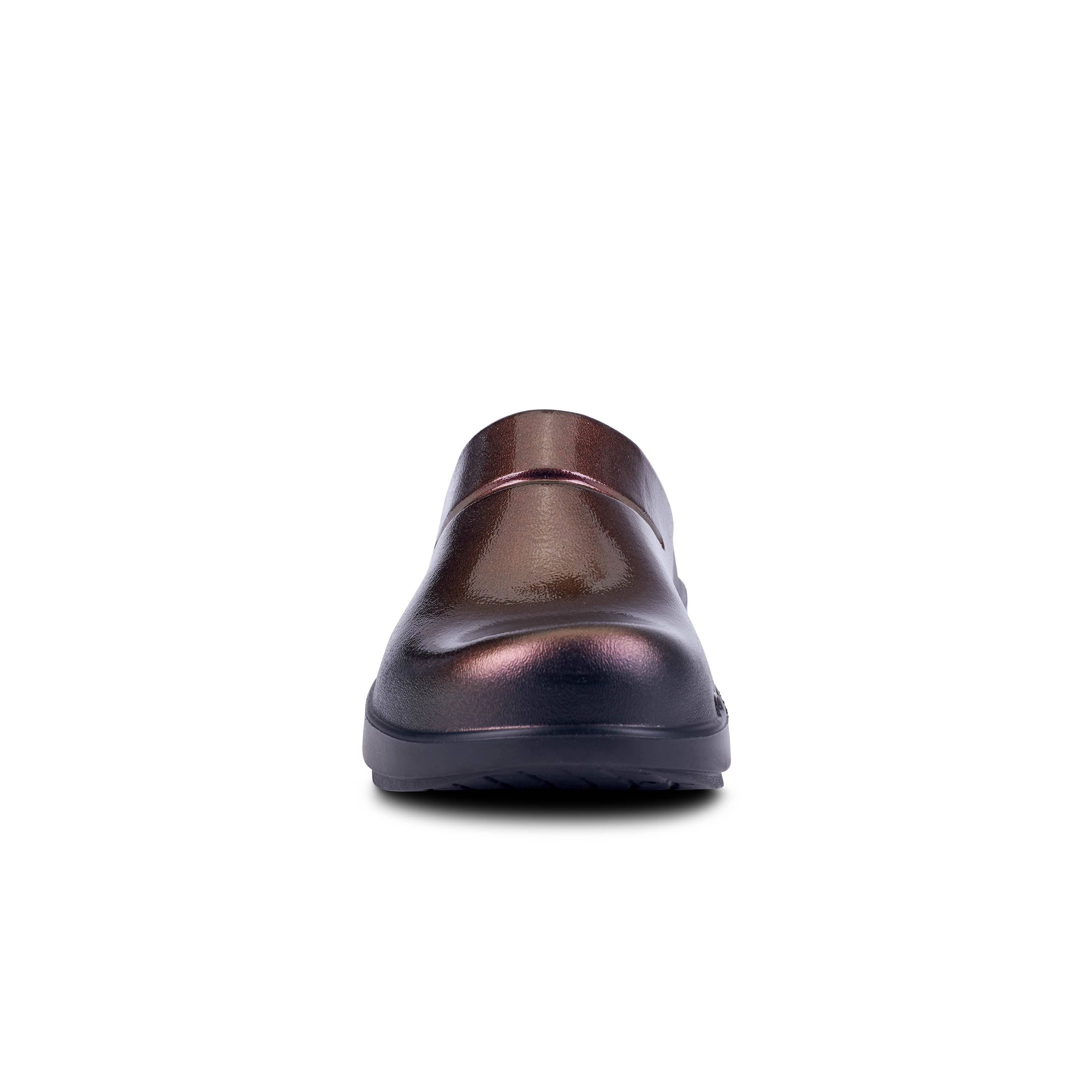 OOFOS - OOcloog Luxe Clog - 4 - Cabernet