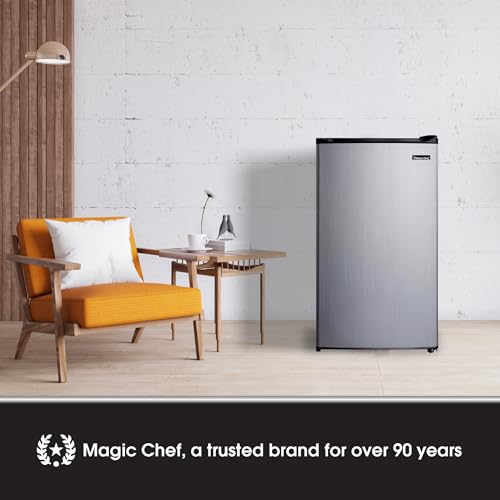 Magic Chef 3.5-Cu. Ft. Refrigerator with Full-Width Freezer Compartment in White