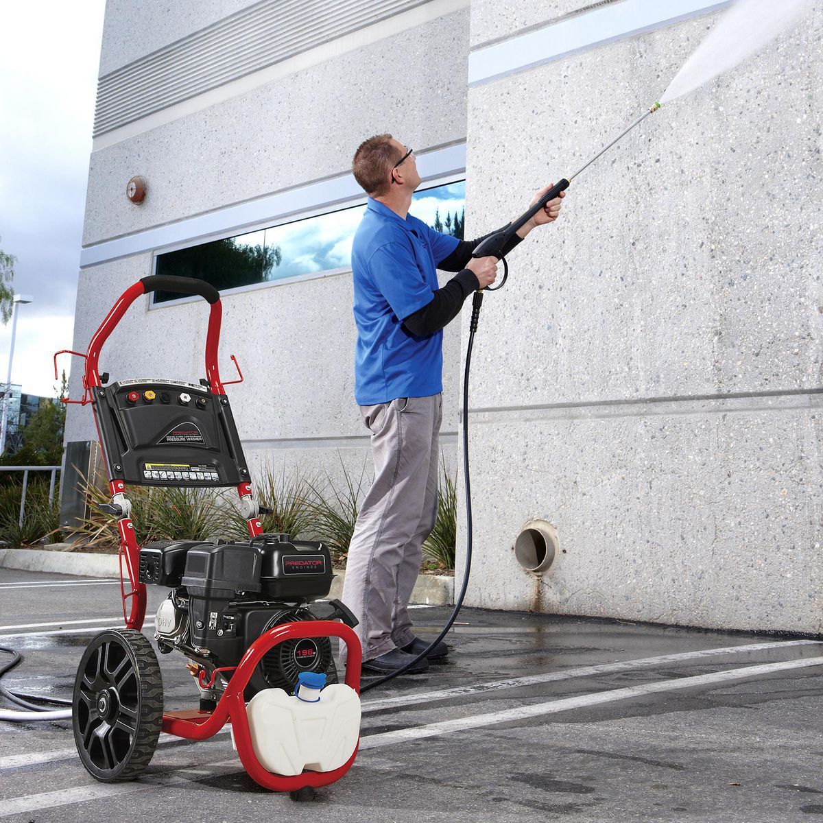 PREDATOR 2650 PSI, 2.4 GPM, 5.6 HP (196cc) Pressure Washer, EPA