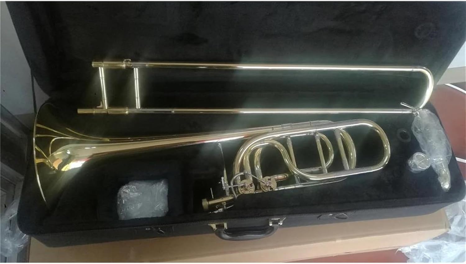 Professionals euphonium High Grade Gold Lacquer Brass Body Bass Trombone