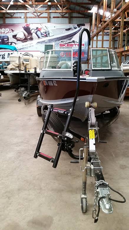 Quality Mark 28801 Bow Step - 3-Step, Starboard
