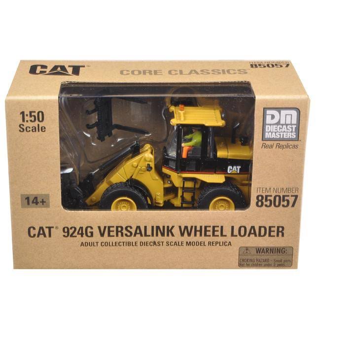 Cat Caterpillar 924G VersaLink Wheel Loader with Work Tools Core Classics Series with Operator 1/50 by Diecast Masters
