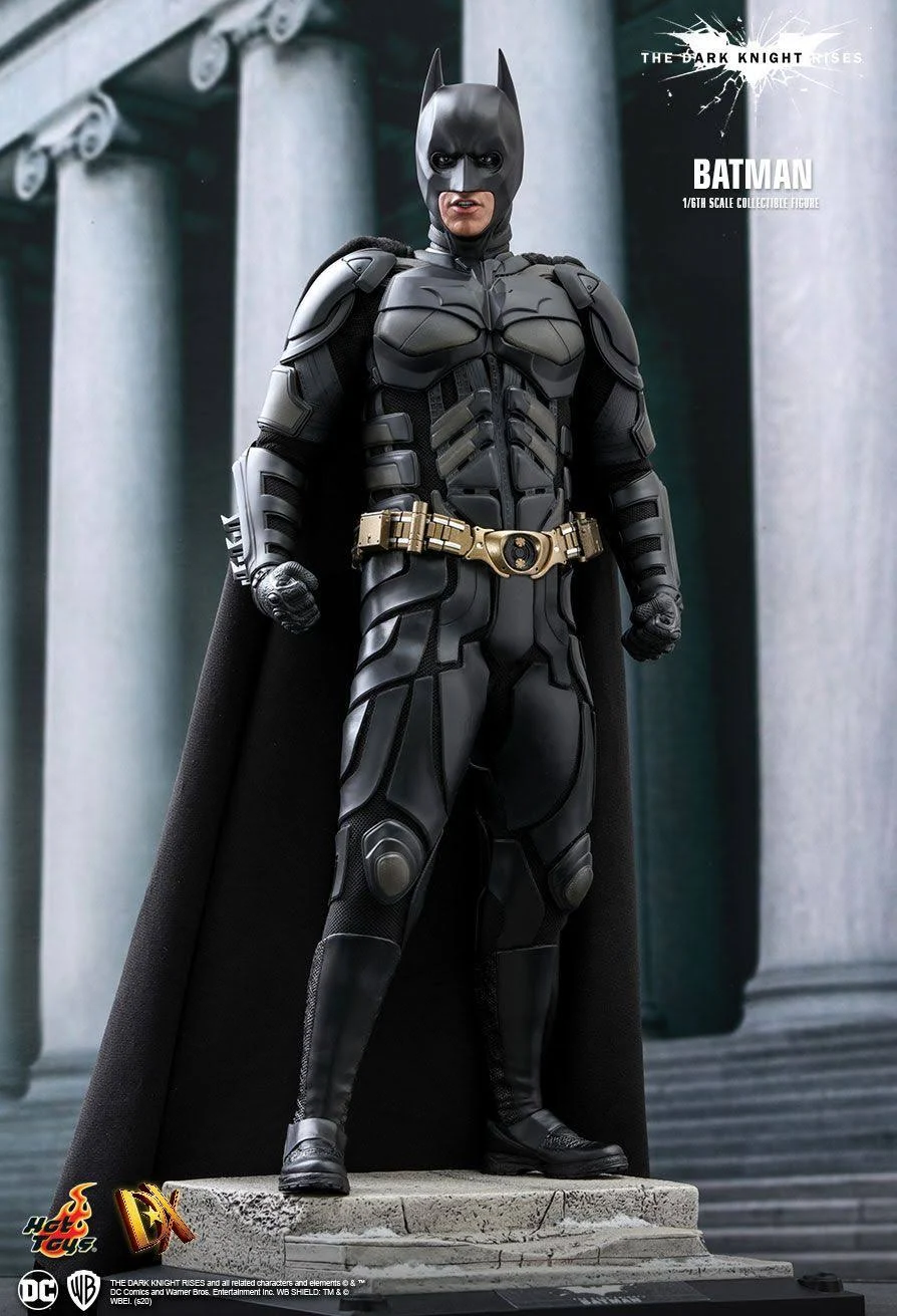 The Dark Knight Rises Batman Sixth Scale Figure (PREORDER)
