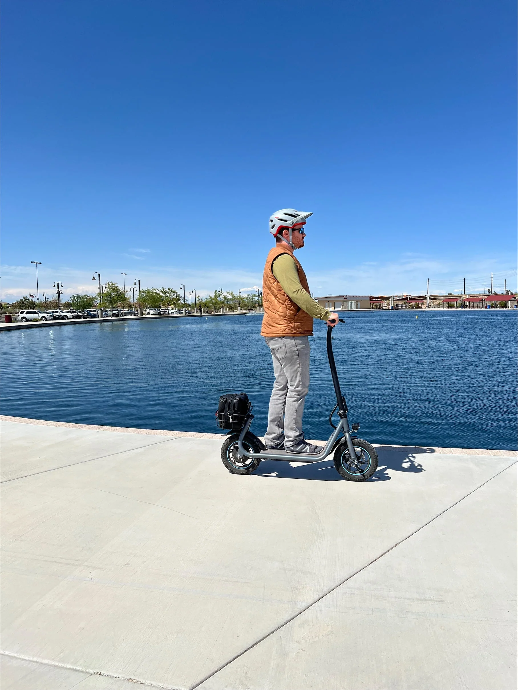 Kistp 550W Electric Scooter for Adults, 12 inch Commuter Electric Scooter with Basket and Wide Deck - up to 20 Miles 18.6MPH-Blue