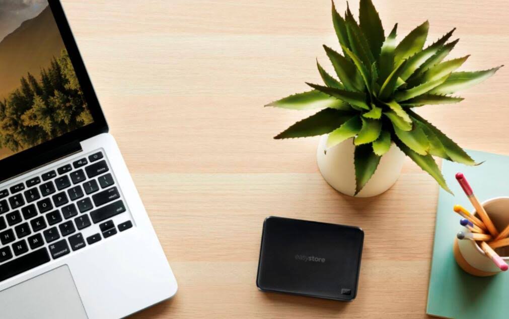 WD - Easystore 5tb External USB 3.0 Portable Hard Drive - Black