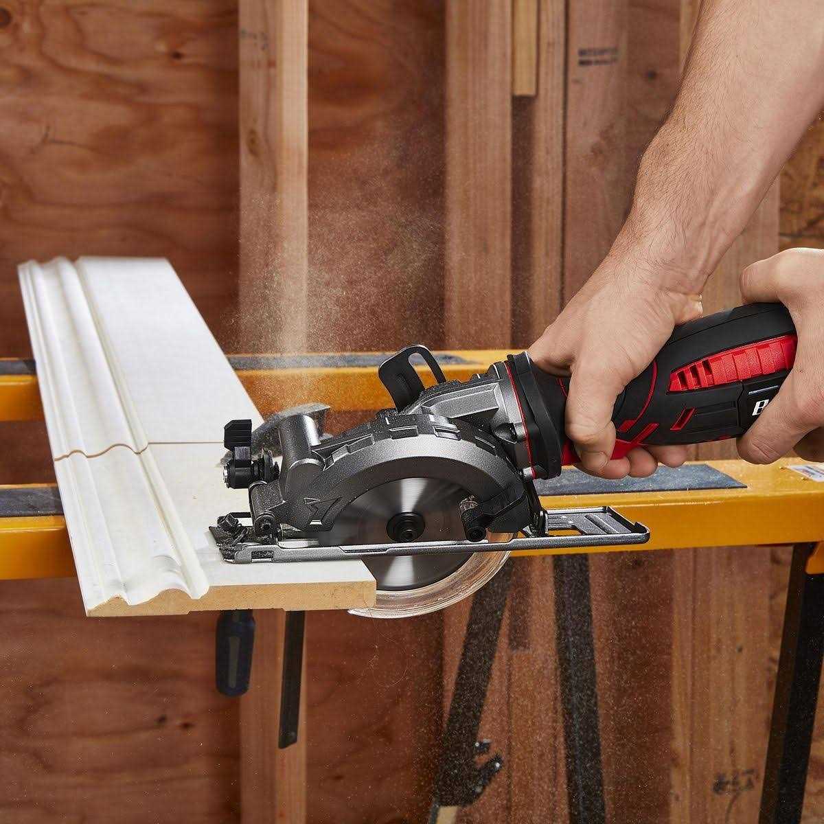 Bauer 5.8 Amp 4-1/2 in. Compact Circular Saw