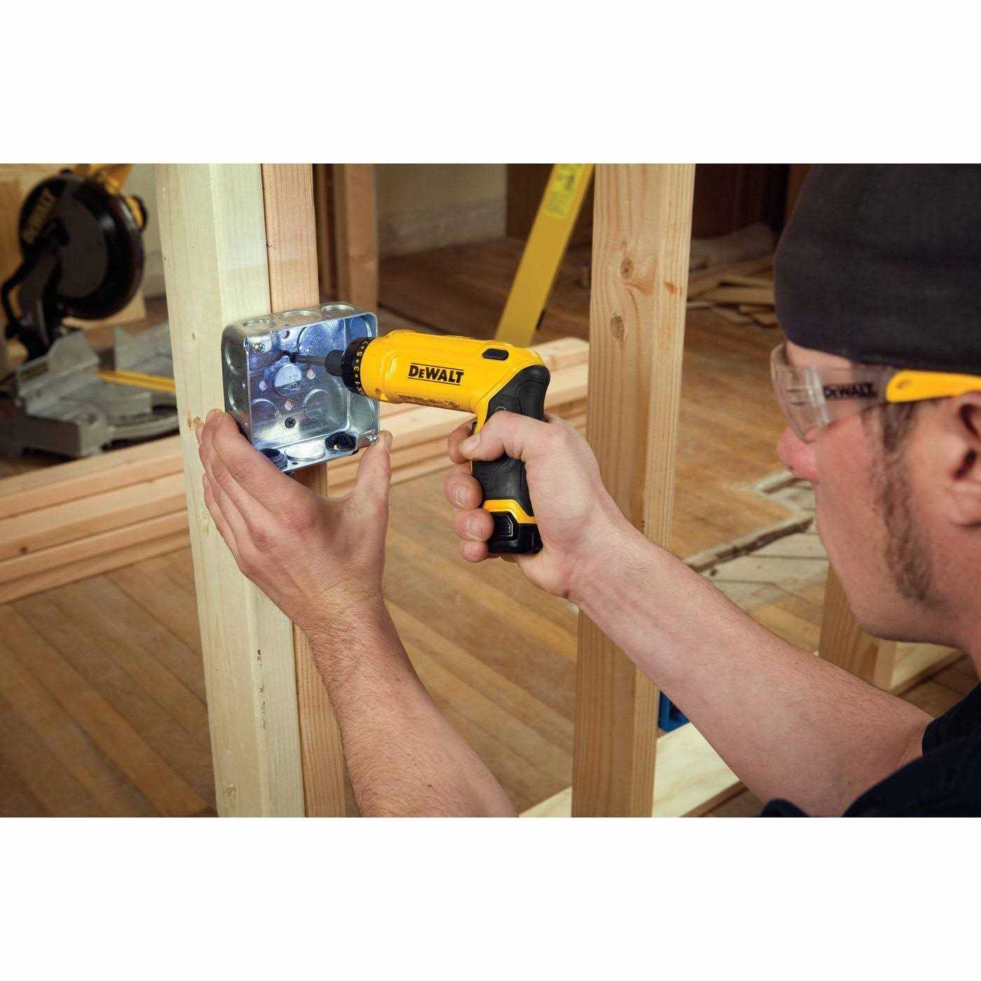DeWalt DCF680 Screwdriver Kit - Shop Hardware Tools Online Store
