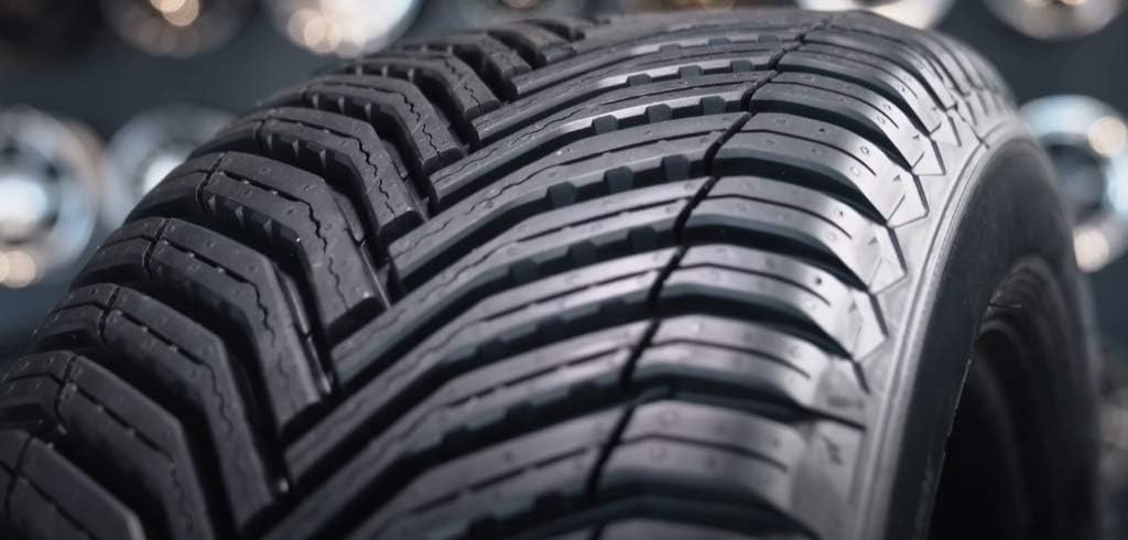 MICHELIN CrossClimate2 All-Season Radial Car Tire for Grand Touring, 205/55R16 91H