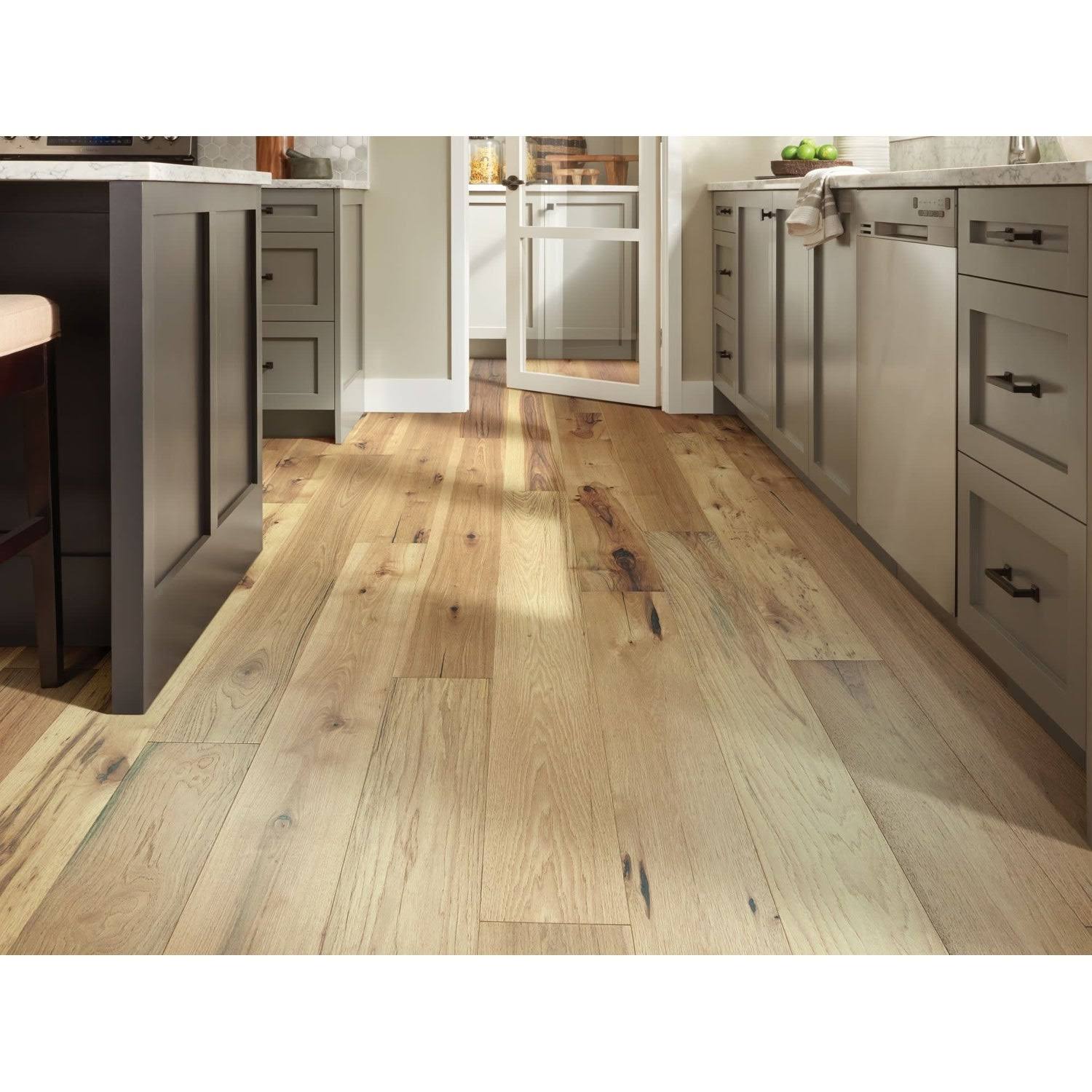 Shaw Exquisite Ashton Oak Hardwood