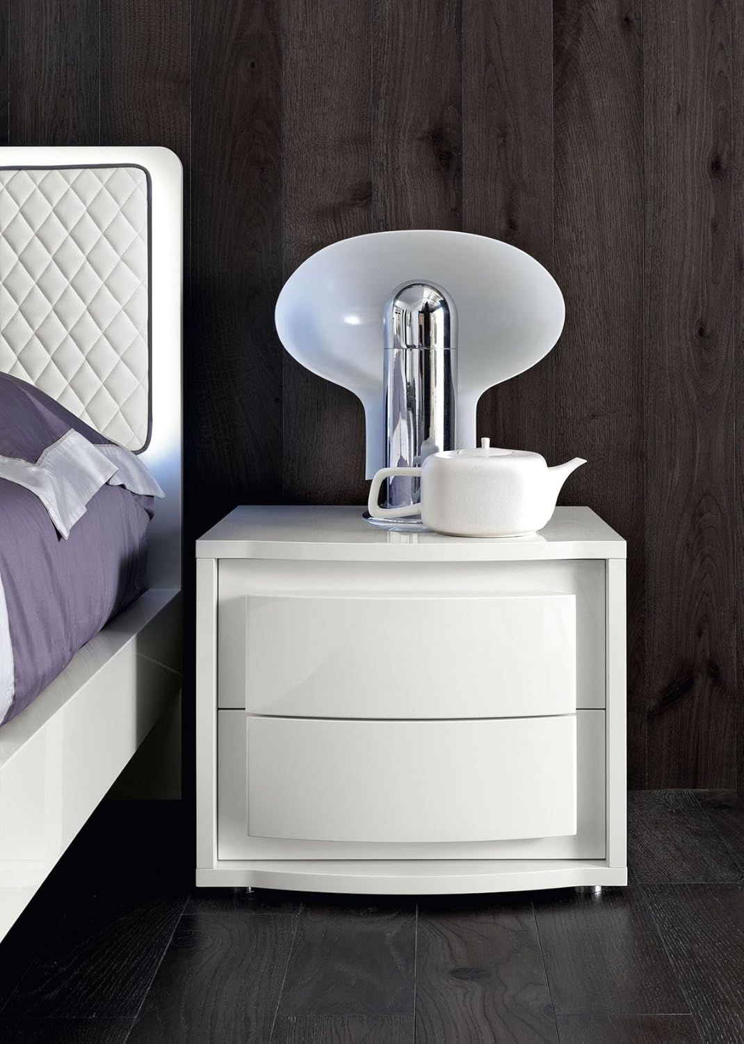 DAMA Bianca Modern Platform Bedroom 5 Pcs Bedroom Set Including King Bed, Single Dresser, Mirror and 2 Nightstand in White by ESF