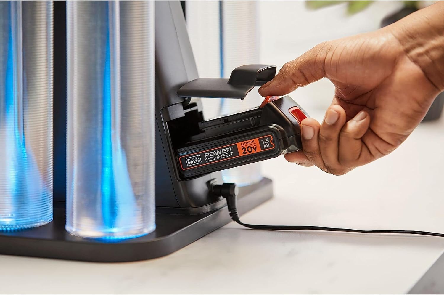 BLACK+DECKER bev by BLACK+DECKER Cordless Cocktail Maker Machine and Drink Maker for Bartesian capsules (BCHB101)