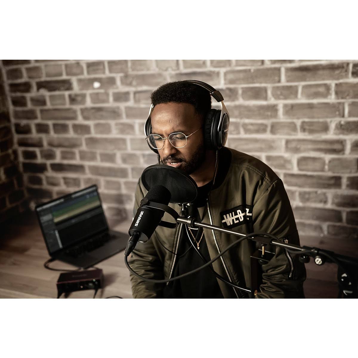 Shure MV7X Podcast XLR Microphone