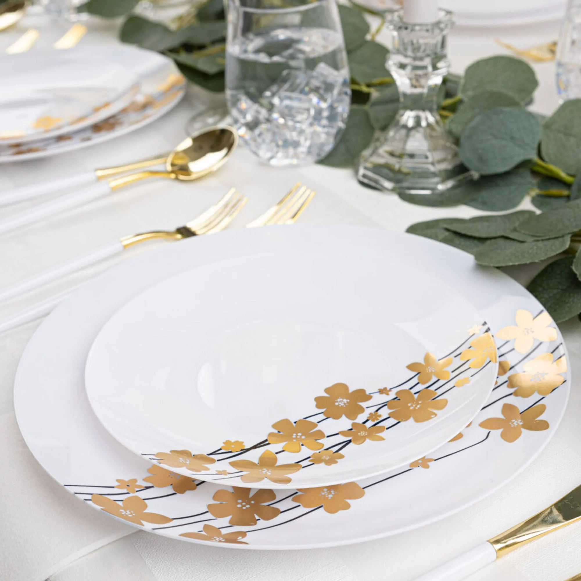 (10 PACK) EcoQuality 10" inch Round White Plastic Plates with Gold Vine Design - Disposable China Like Party Plates, Heavy Duty Dinner Plates, Salad Plate, Dessert, Wedding, Serveware
