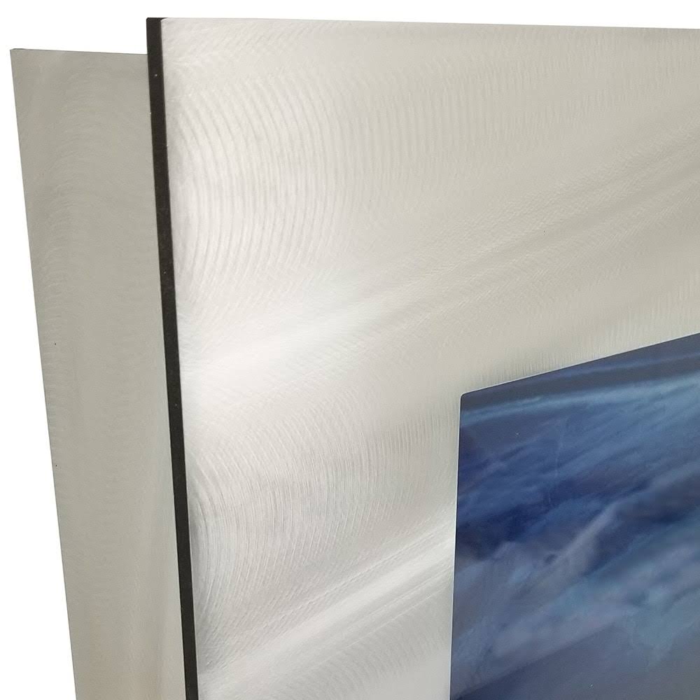 Aussie Aquariums 2.0 Wall Mounted Aquarium - Verticali (Brushed Black)