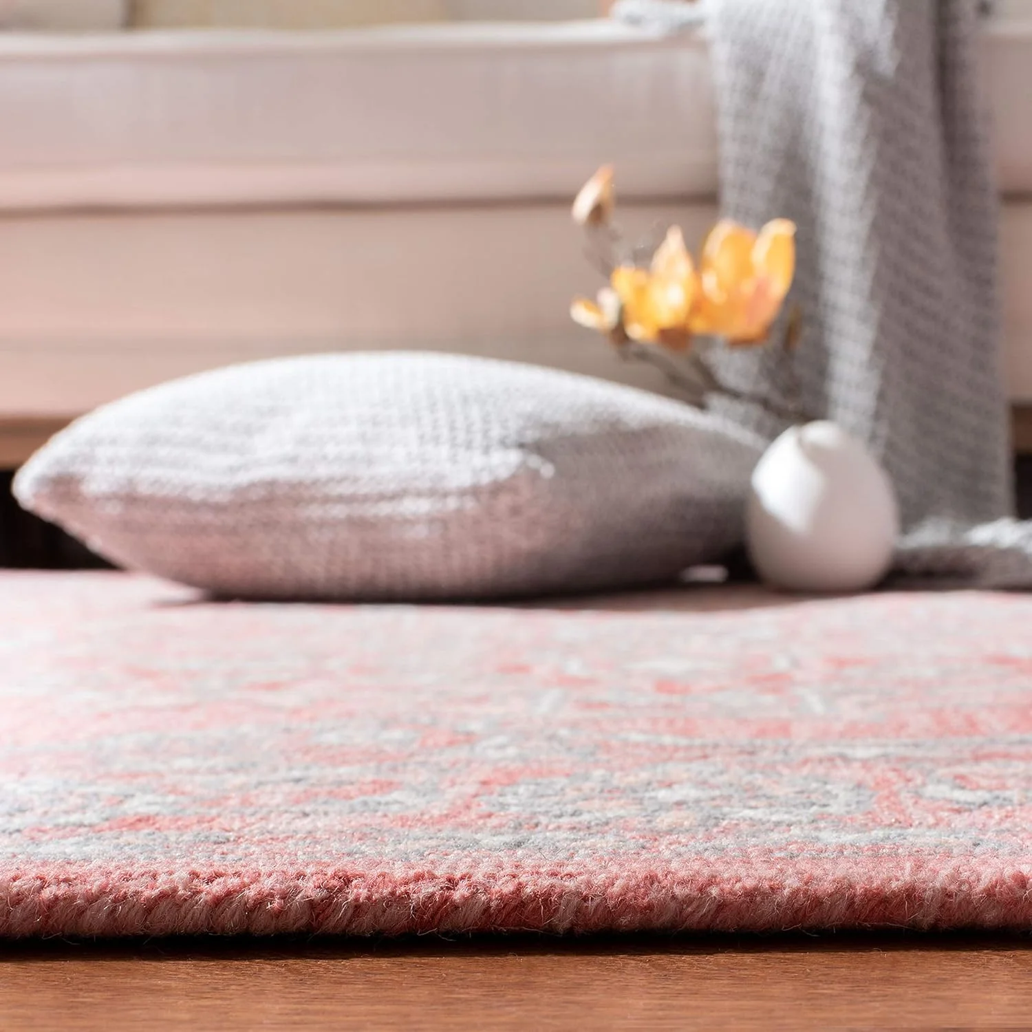 Collection Runner Rug - 2'3" X 7', & Ivory, Handmade Shabby Chic Wool, Ideal For High Traffic Areas In Living Room, Bedroom (MLP504U)