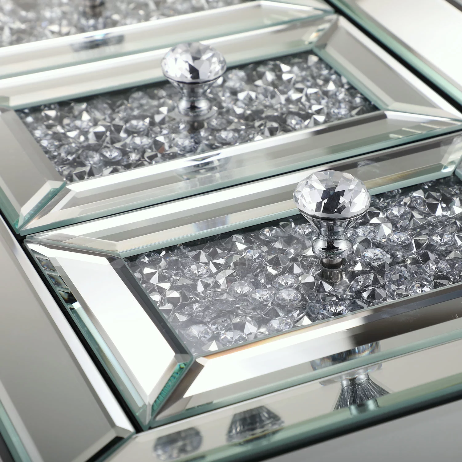 LANTRO JS Modern Mirrored Nightstand, Sofa Side Table with 3 Crystal Diamond Drawers, End Table for Bedroom Living Room Furniture