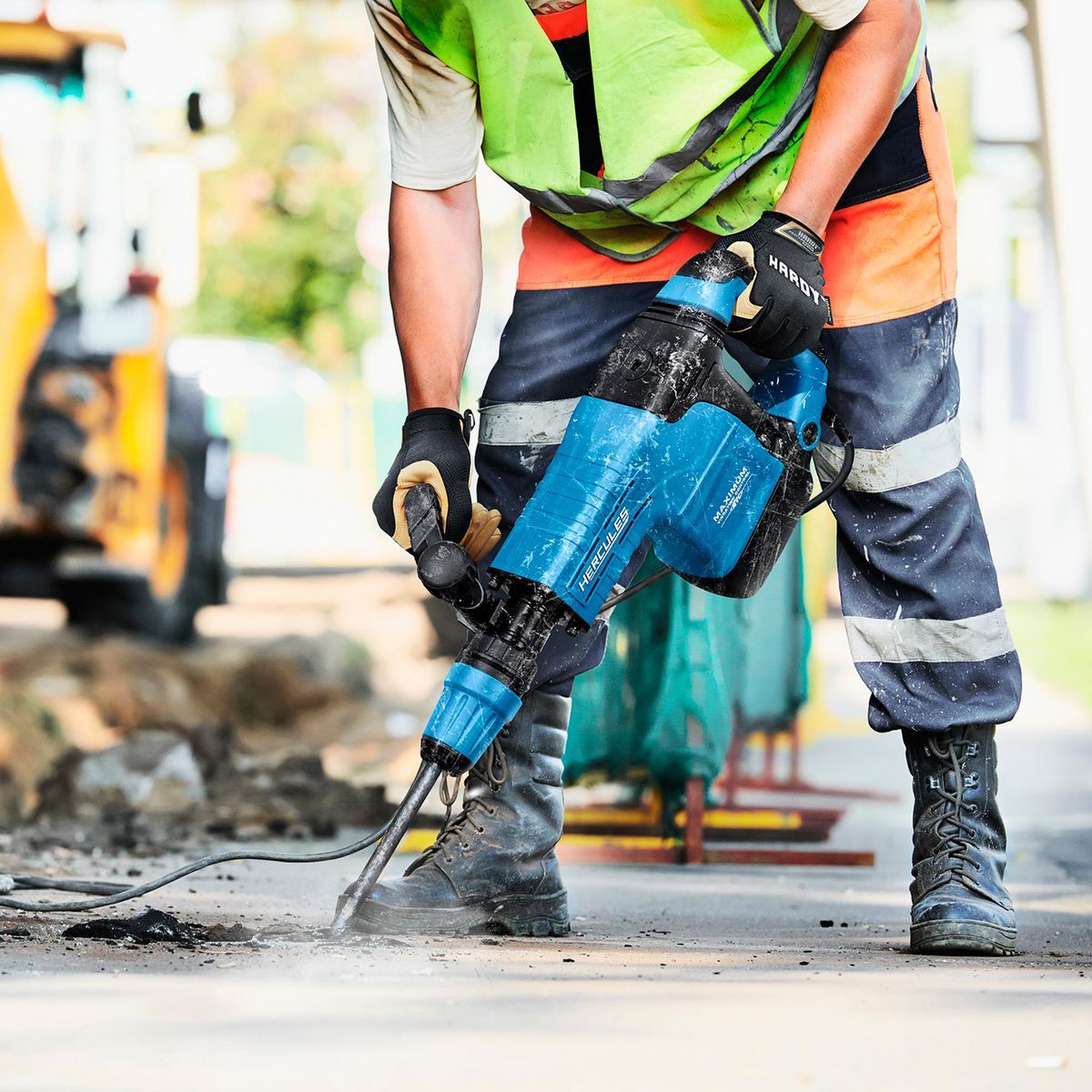 HERCULES 14.5 Amp, 23 lb. SDS-MAX Type Demolition Hammer with Maximum Vibration Control
