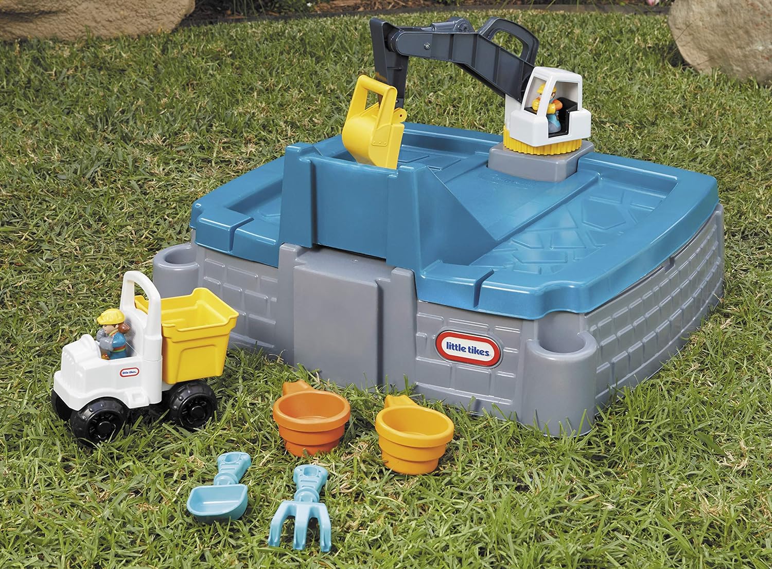 Little Tikes Dirt Diggers Excavator Sandbox for Kids, Including lid and Play Sand Accessories