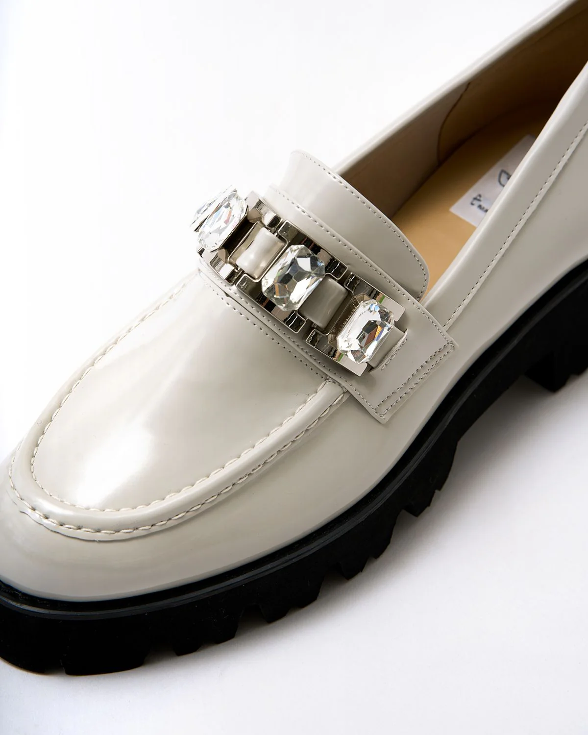 [24SS] Emma Francis Track Sole Beaded Loafers