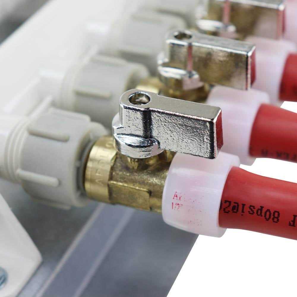 Apollo 32-Port PEX-A Manifold with 1/2
