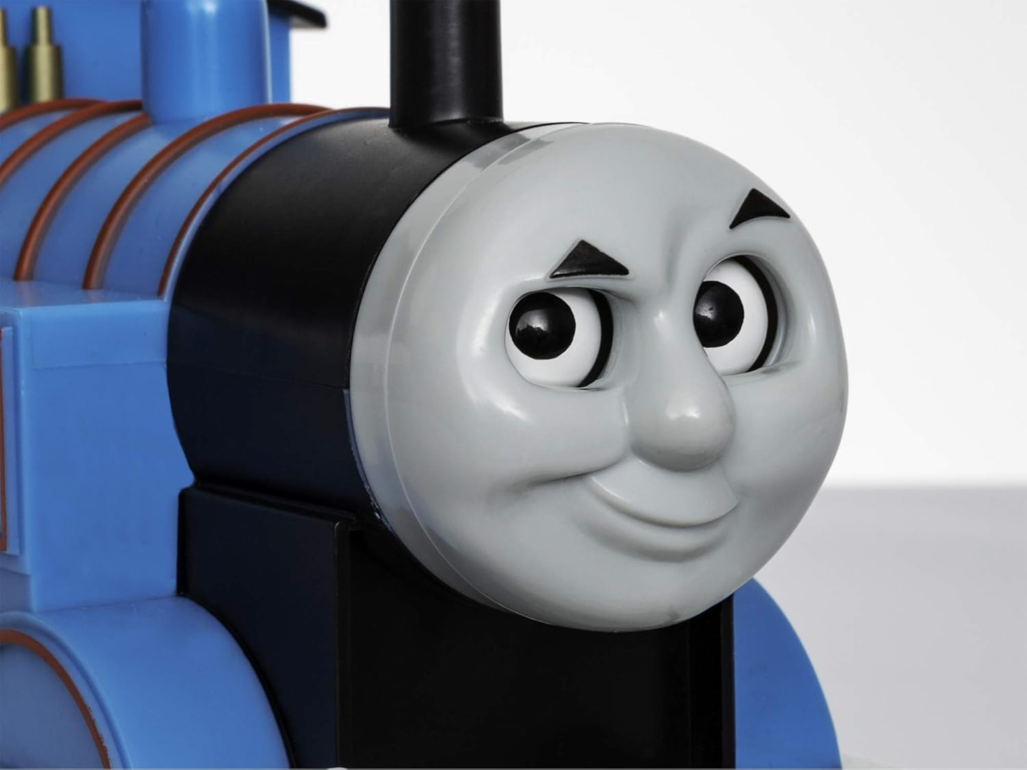 Lionel Thomas & Friends Ready-to-Play Set, Battery-powered Model Train Set with Remote